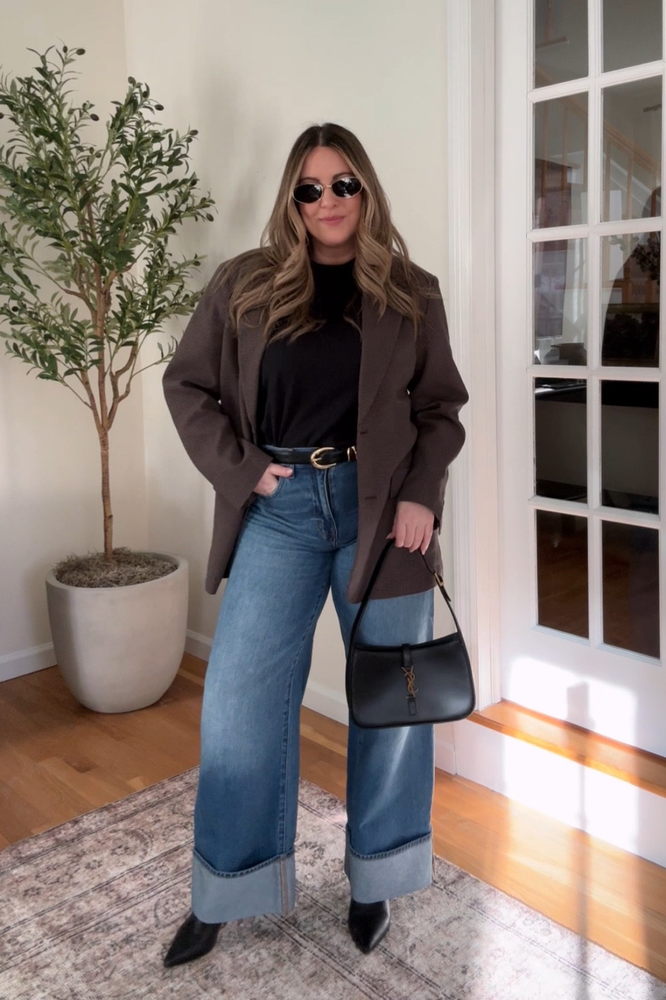 Styling a classic blazer: elevated 〰️winter outfits, blazer outfit, winter outfit idea, casual winter outfit, winter work outfit, workwear outfit winter, cuffed jeans outfit

#LTKSeasonal #LTKStyleTip