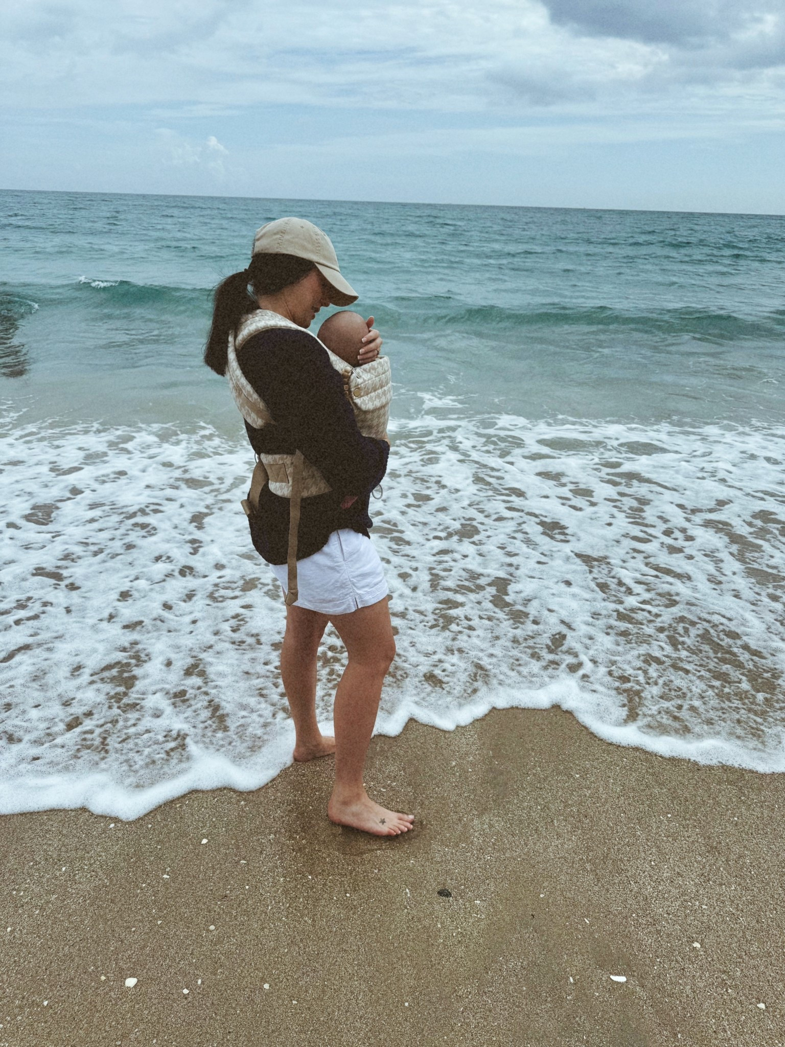 Beach baby 💙 #Abercrombie #MabeCarrier #Momlife

#LTKmomlife #LTKBaby