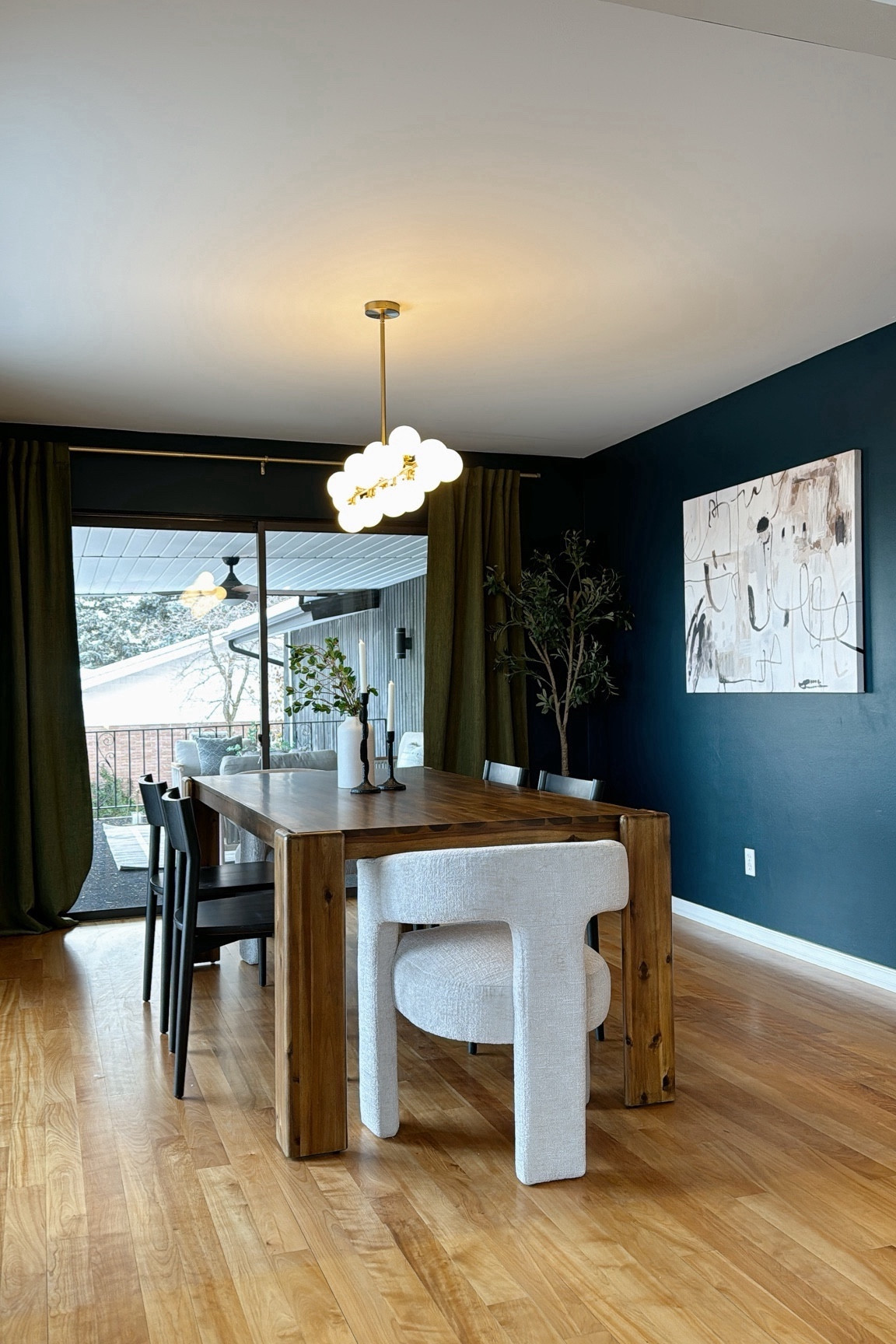 Moody dining room vibes ✨

#LTKfindsunder100 #LTKhome #LTKstyletip