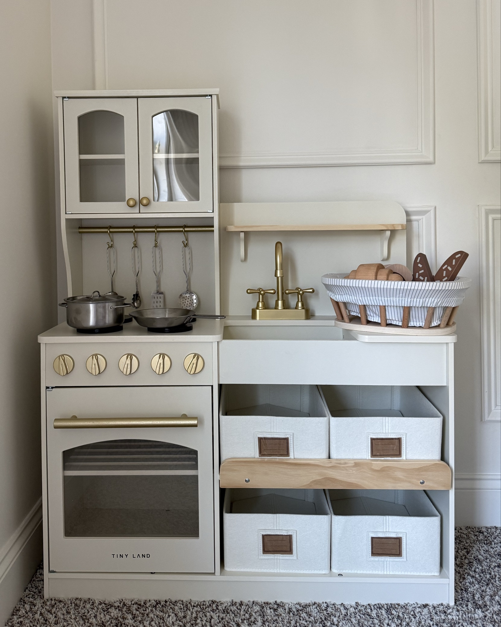 Play Kitchen 👩🏼‍🍳🥒🥕🫑🥑🥦

#LTKKids #LTKHome #LTKGiftGuide