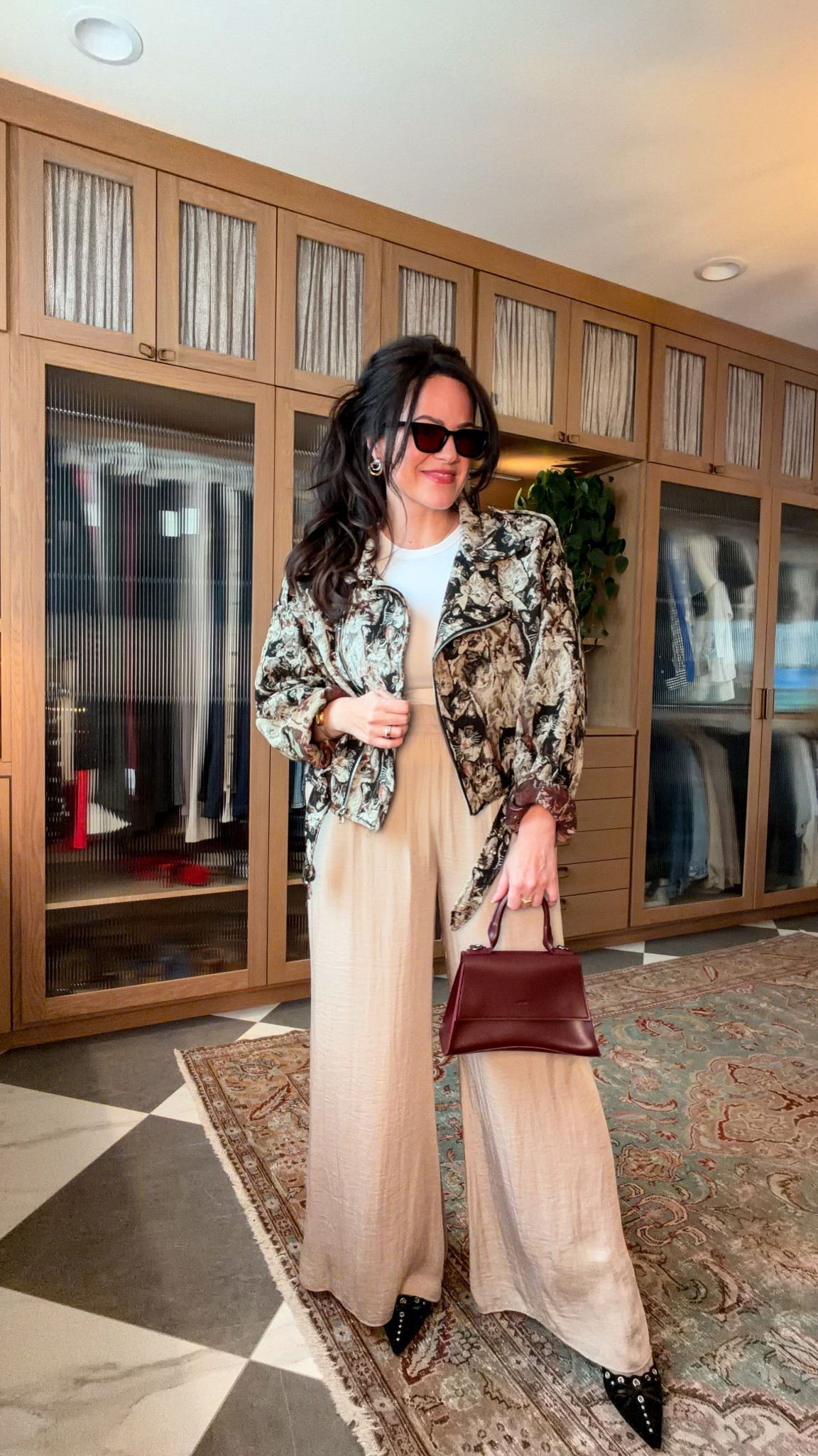 outfit roulette gdwm 

#LTKSeasonal #LTKMidsize