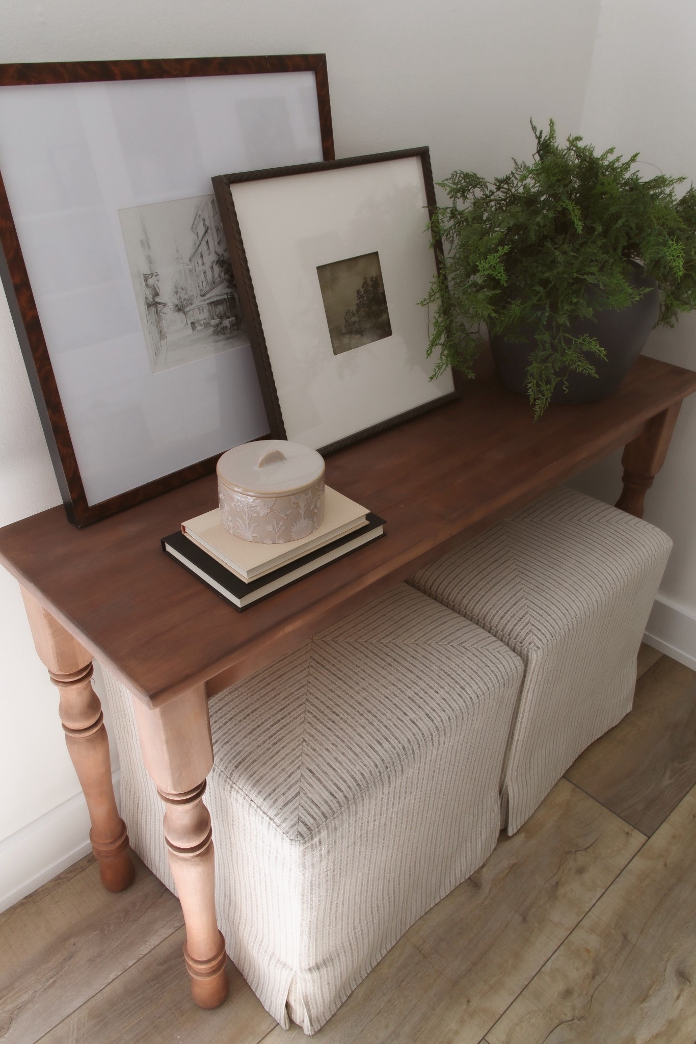 console table styling 

#LTKHome #LTKSaleAlert #LTKFindsUnder50