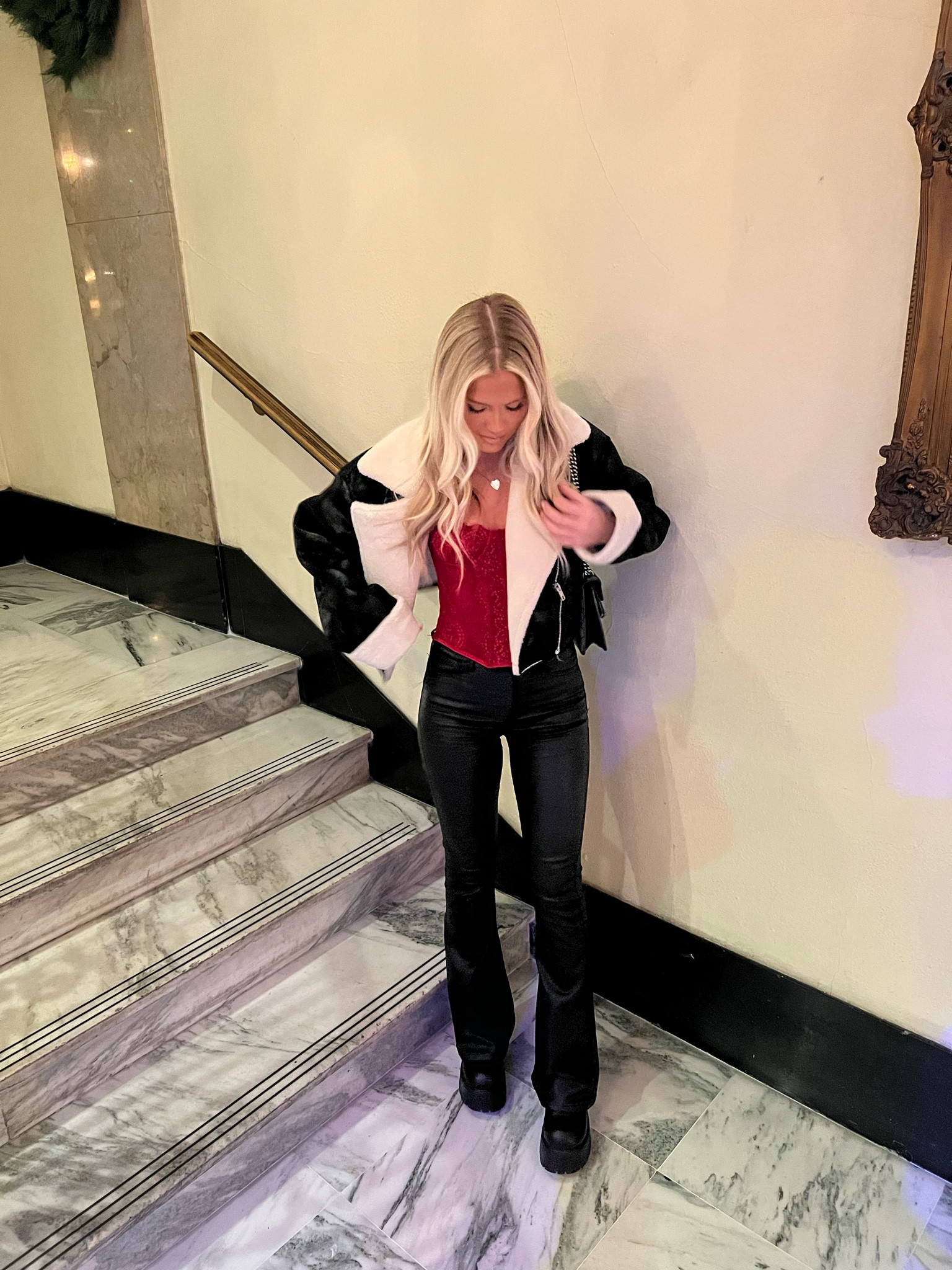 & the pants are Edikted but I couldn’t find the link 🫶🏼 

#LTKstyletip #LTKHoliday #LTKbeauty