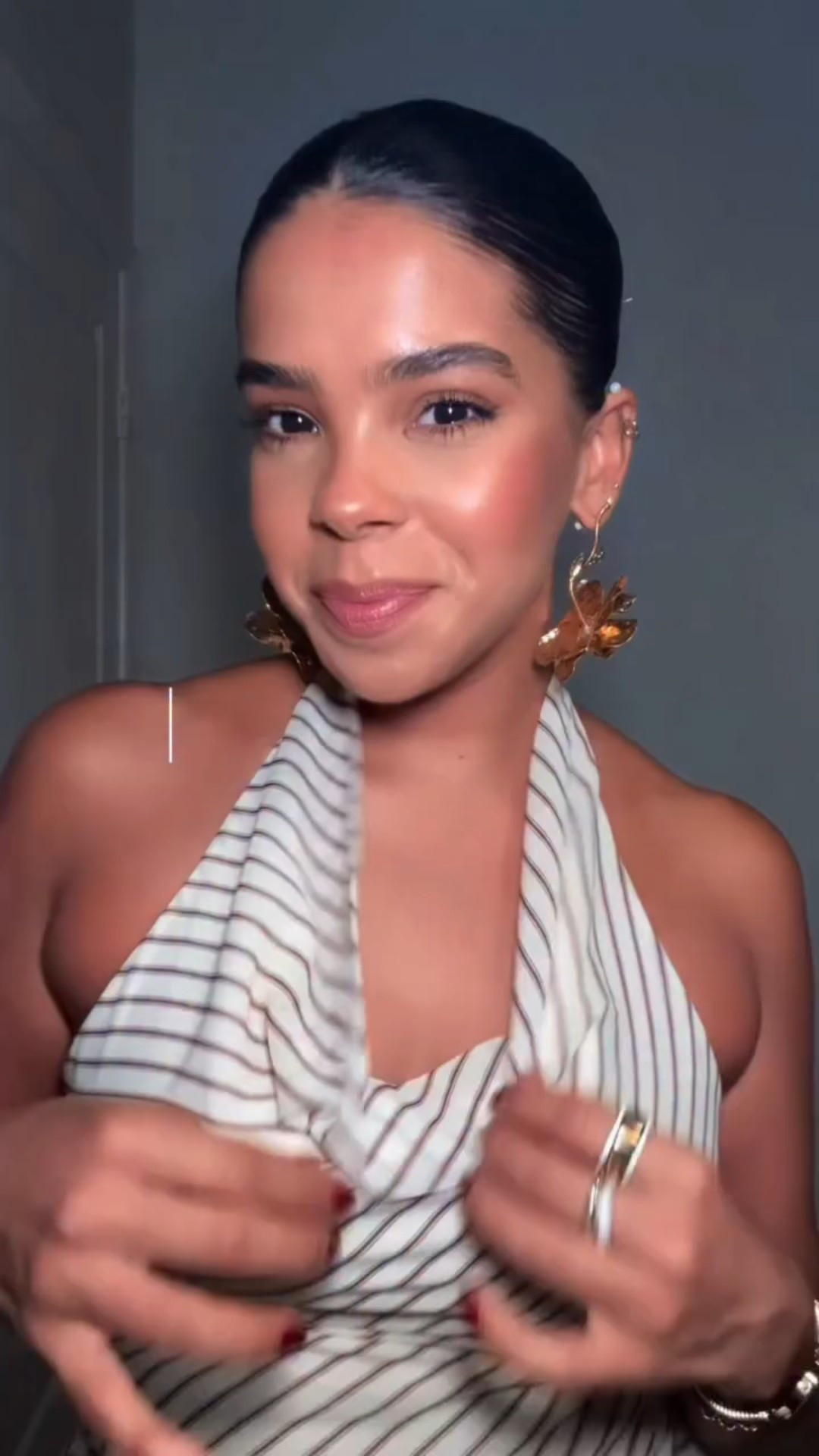 ✨ My birthday was 10/18 ✨

It was such a wholesome day filled with love, laughter, and gratitude. I truly felt the energy all around me. 🥹🫶🏽

And of course, I had to share my birthday outfit with you guys because this dress from @shopcider deserves a moment! 😍 When I first saw it on the app, I instantly fell in love and once I tried it on, I was like “oh my god… this is IT!” The perfect mix of elegance and comfort! 🩷

CIDER has some amazing hidden gems and I’m so glad I get to show you more of what they have to offer. ✨

Earrings are from @zara 
Shoes @gucci 
Bag @jwpei_official 

#cider #cidergang #CiderStyle #OOTD #BirthdayFit #34