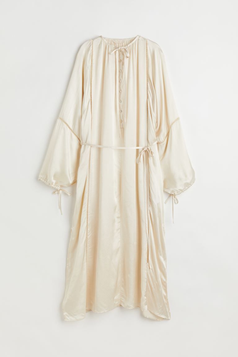 New ArrivalOversized, calf-length dress in softly draped satin. Round neckline with long, narrow ... | H&M (US)