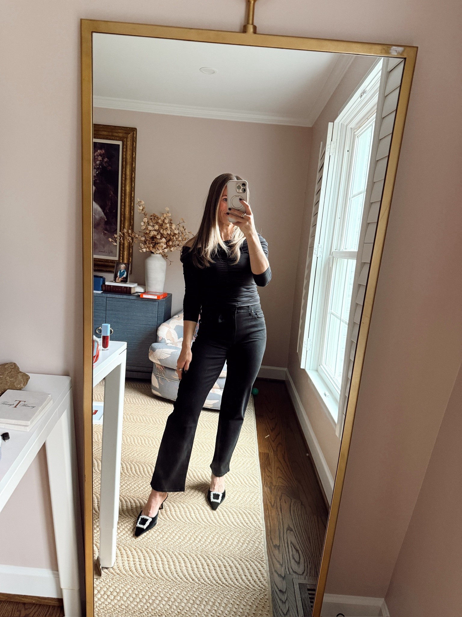 The perfect elevated outfit for the holidays

#LTKSeasonal #LTKootd