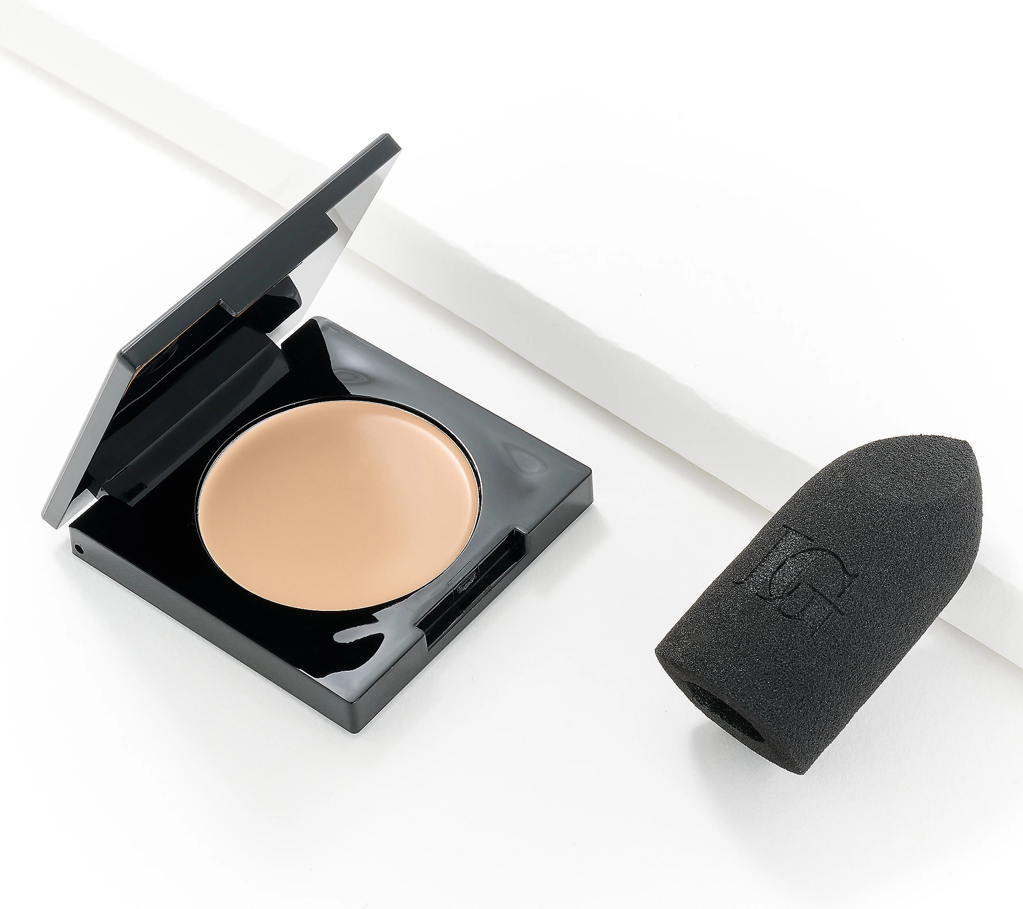 Laura Geller Seamless Coverage Concealer with Sponge | QVC