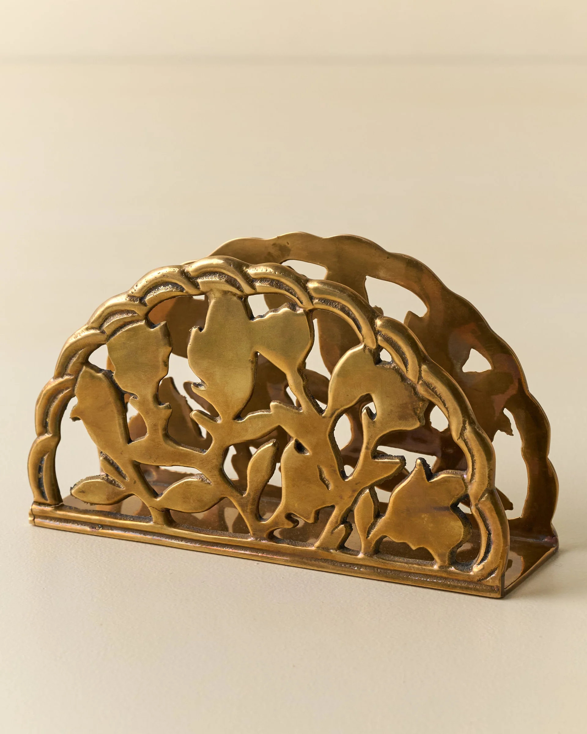 Shadow Floral Napkin Holder | Magnolia
