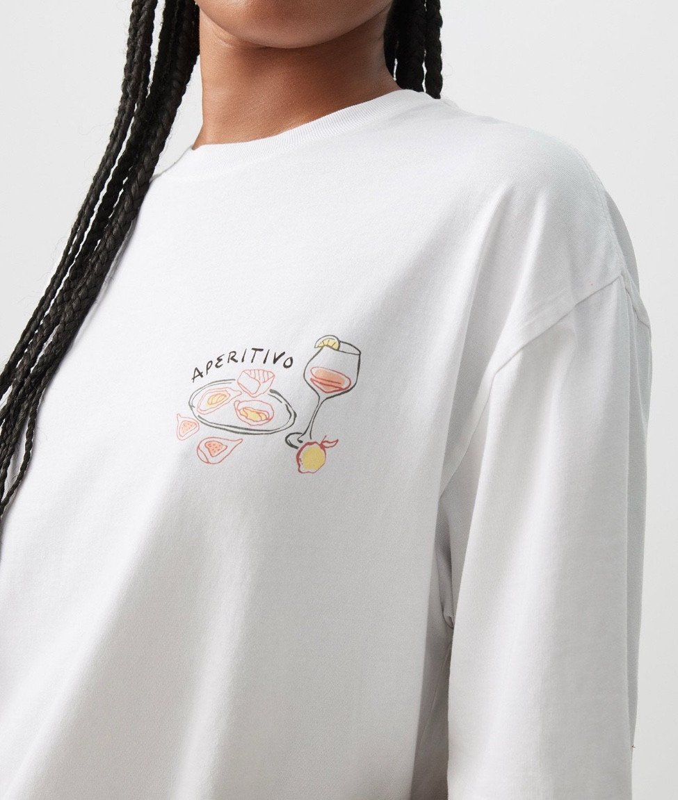 The cutest oversized graphic T

#LTKsale #LTKsummer #LTKcanada