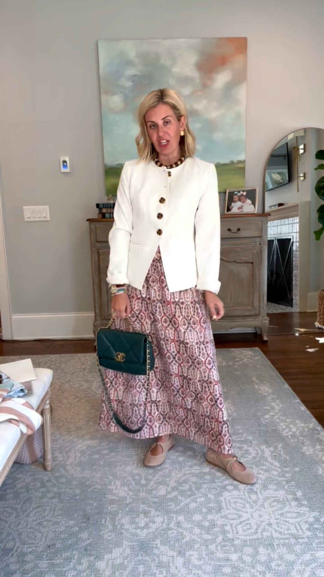Professional look for you! We love a set…mix & match it with everything in our closet! 

Blazer - small
Skirt - small
Mary Jane’s - 7.5 (sized 1/2 down)


*code Catherine20 at Allie + Bess

#LTKdayinmylife #LTKootd #LTKmomlife