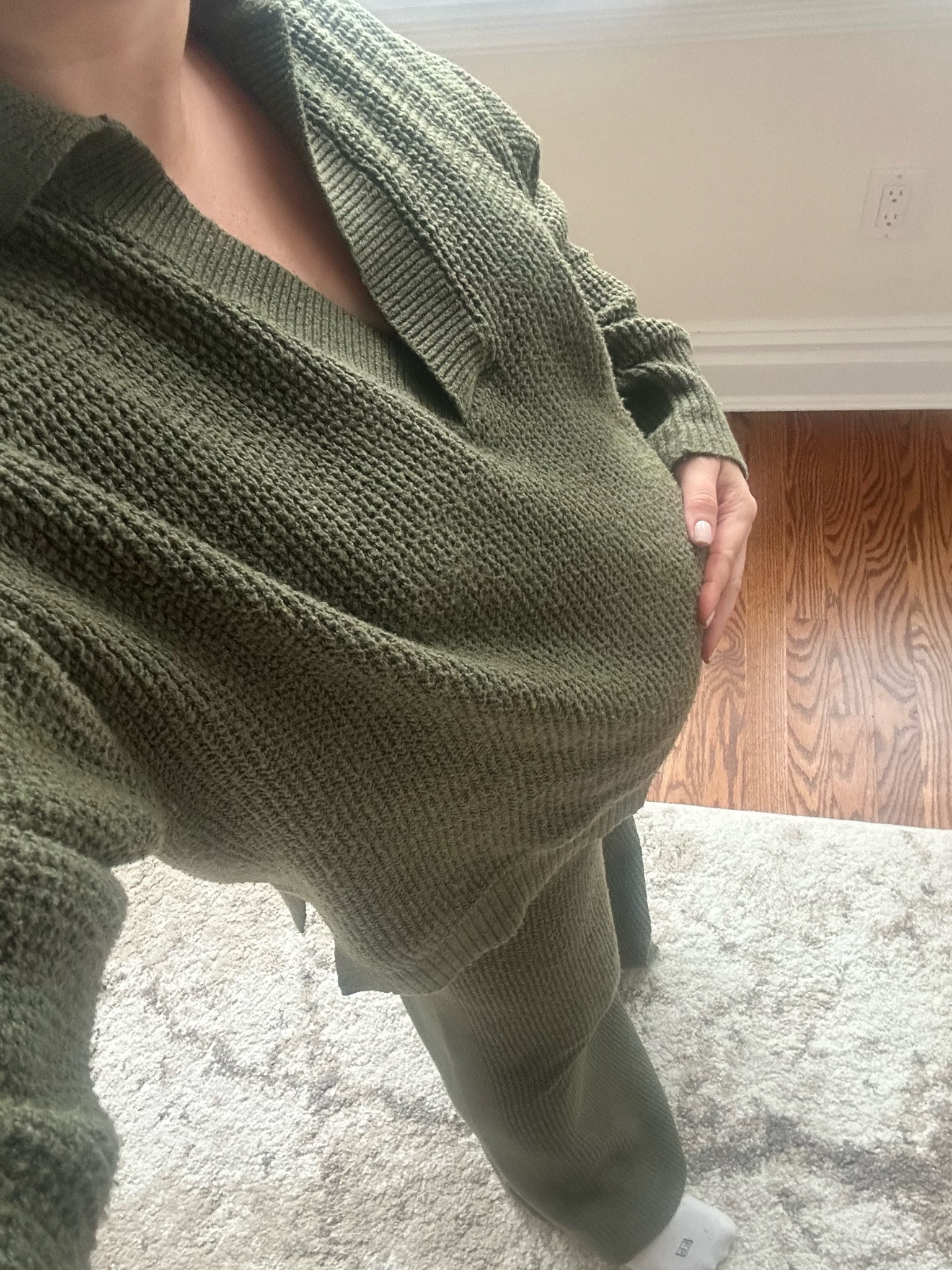 9 months pregnant calls for daily loungewear

#LTKsalealert #LTKstyletip #LTKbump