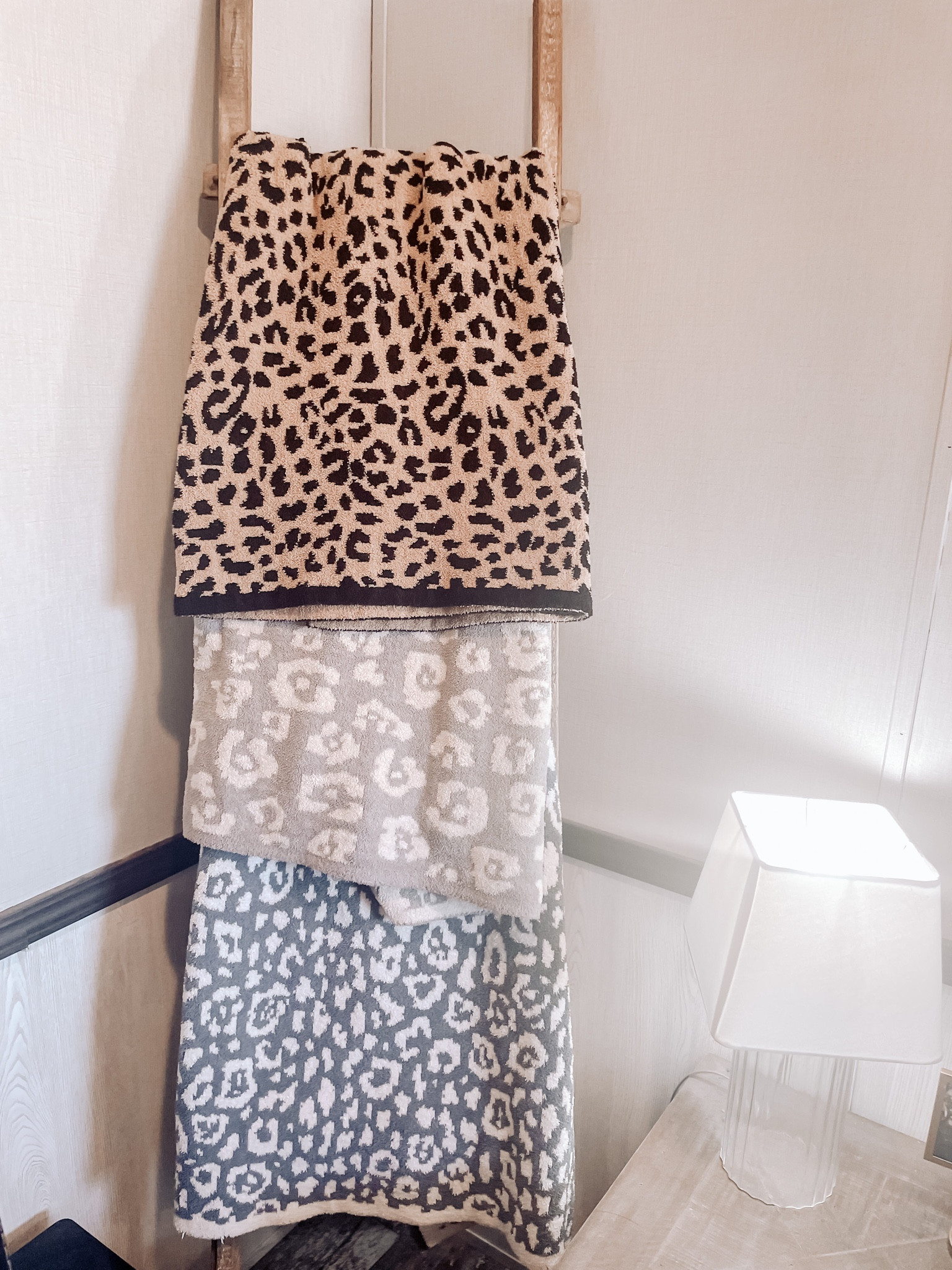 Barefoot dreams dupe at Sams Club! 

#LTKsalealert #LTKhome #LTKunder50