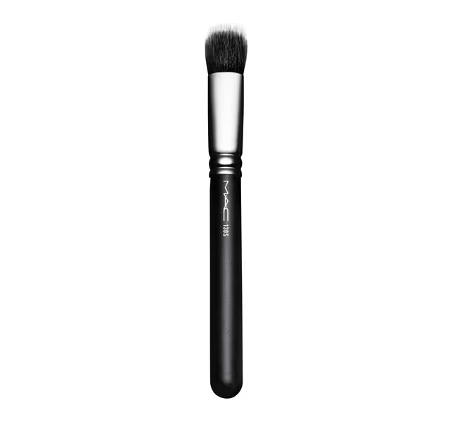 130 Synthetic Short Duo Fibre Brush | MAC Cosmetics - Official Site | MAC Cosmetics (US)