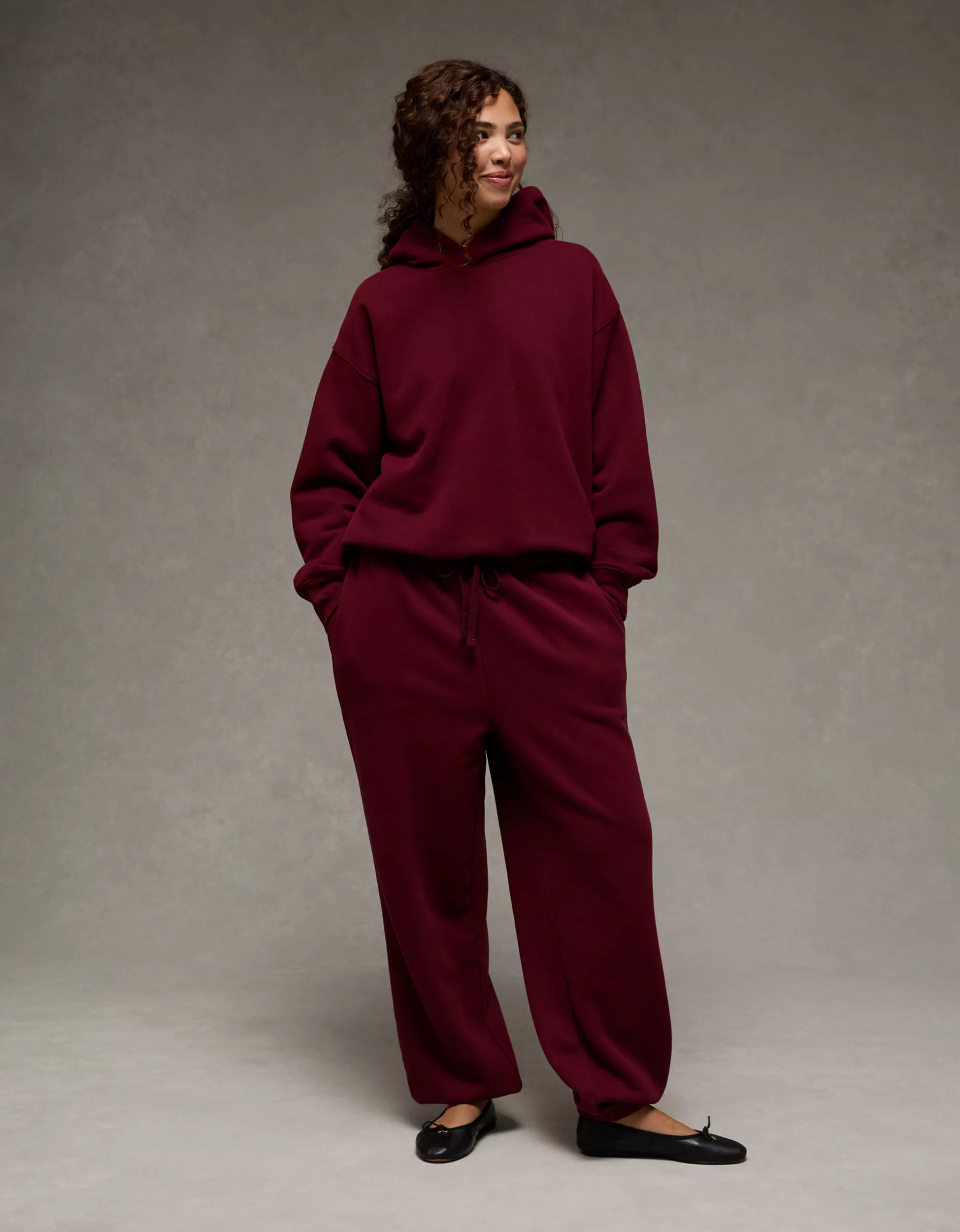 AE Everyday Luxe Jogger | American Eagle Outfitters (US & CA)