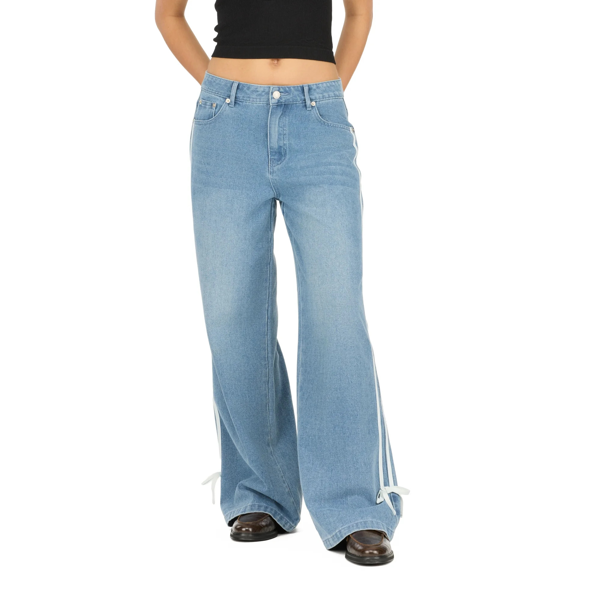 Forever 21 Women's Low Rise Baggy Fit Jeans with Side Stripes and Bow Accents, Sizes 0-14 | Walmart (US)