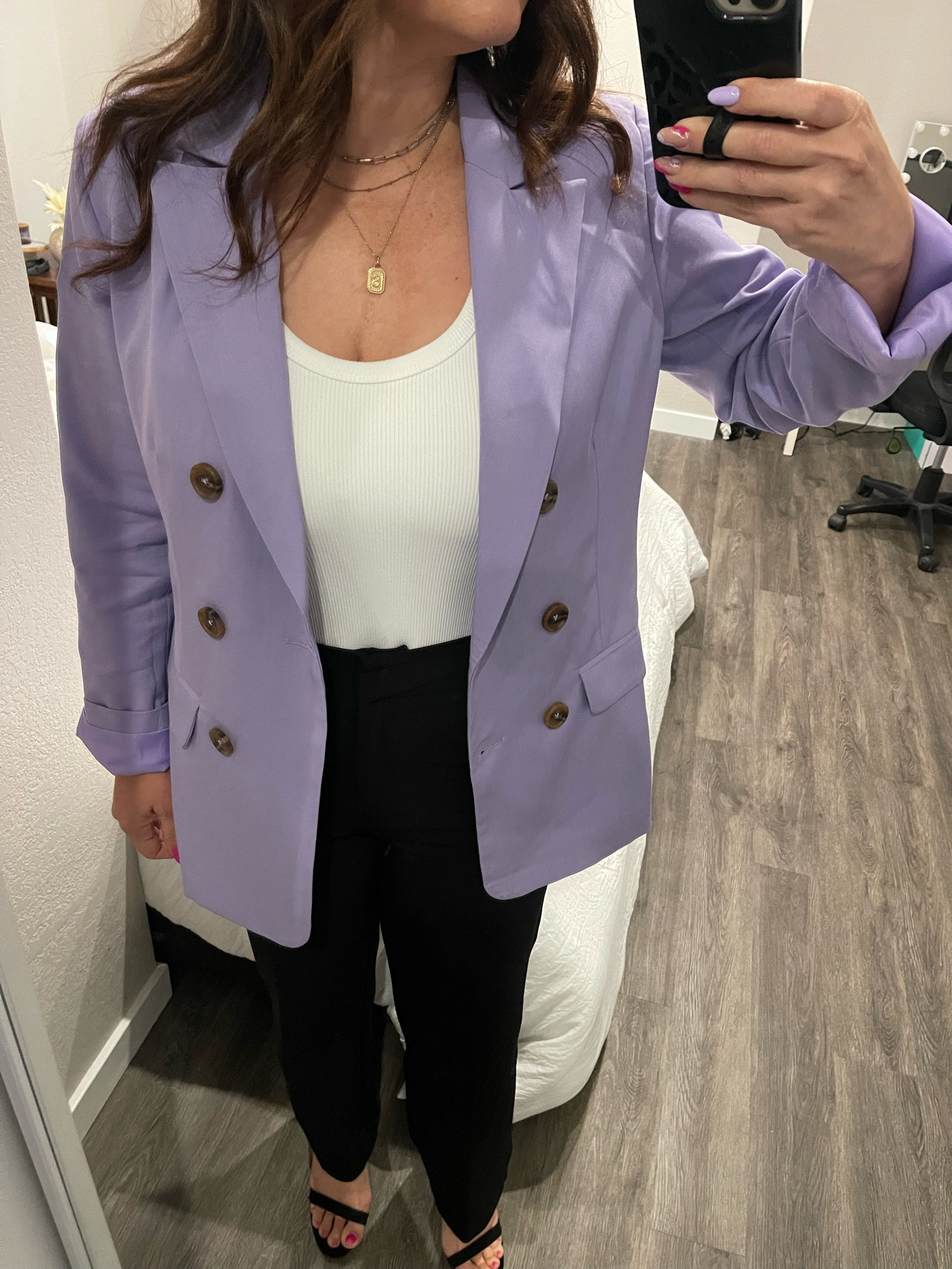 My favorite oversized blazer 💜

#LTKstyletip #LTKunder50 #LTKSeasonal