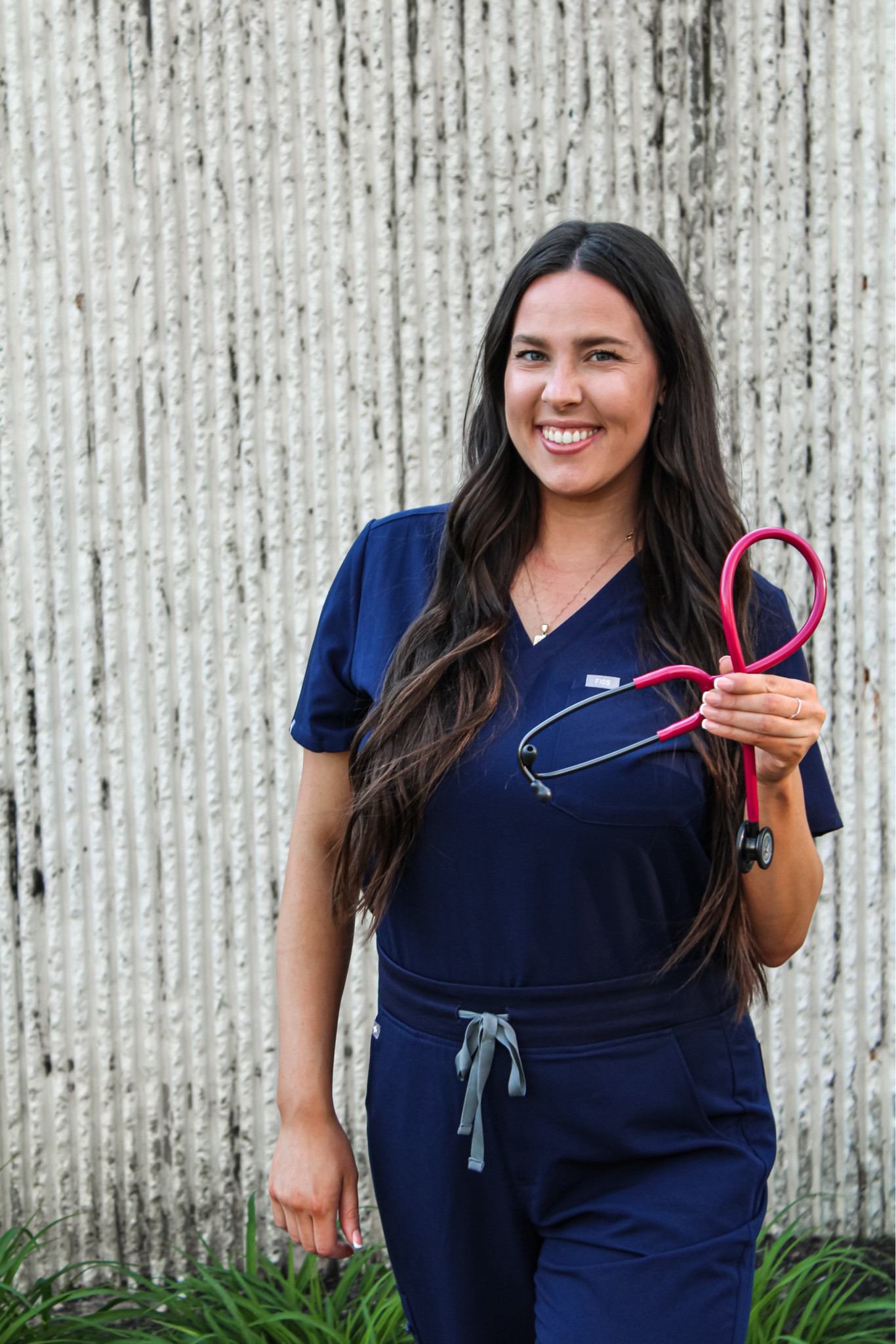 LOVE THESE SCRUBS
Figs Scrubs

•Women's Navy Catarina™ - One-Pocket Scrub Top
•Women’s Navy Zamora™ High Waisted - Jogger Scrub Pants
