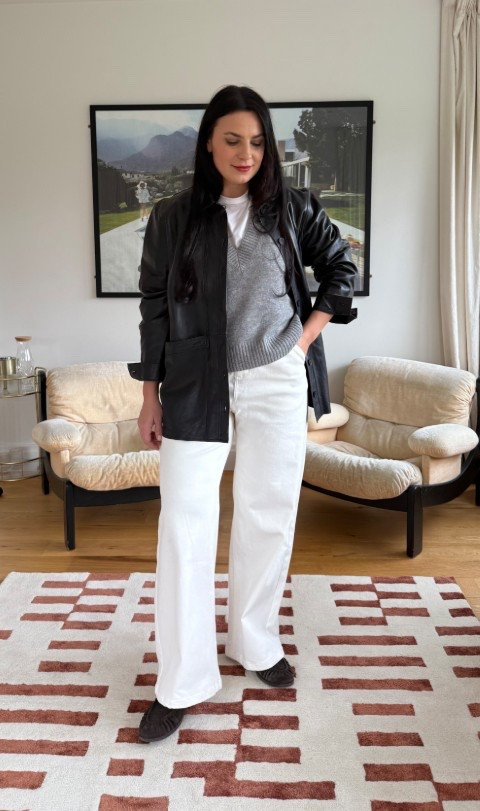 White jeans grey jumper black leather jacket OOTD

#LTKWorkwear #LTKSeasonal #LTKgrwm