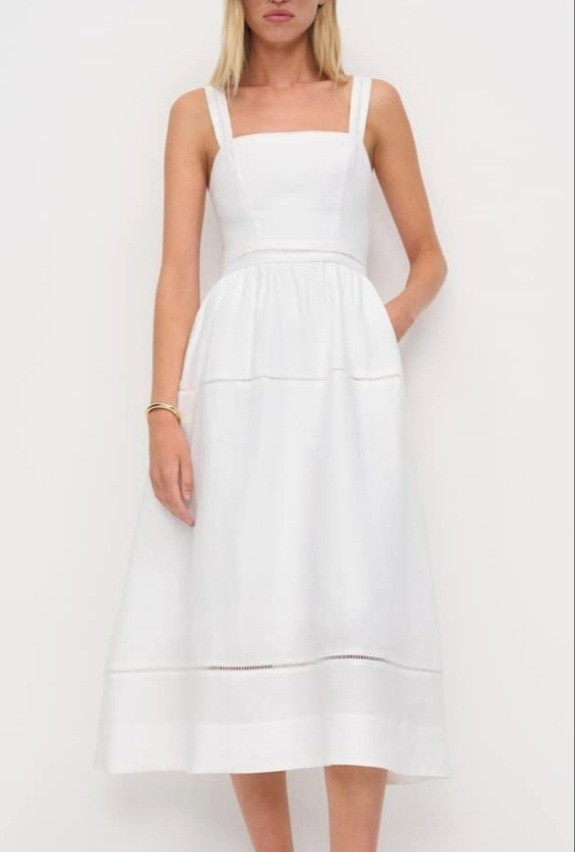 Petite white linen dress.Hey, i am 4'11/150cm petite bride and you will see a lot of bridal wedding fashion content. Follow along

#LTKPetite #LTKWedding