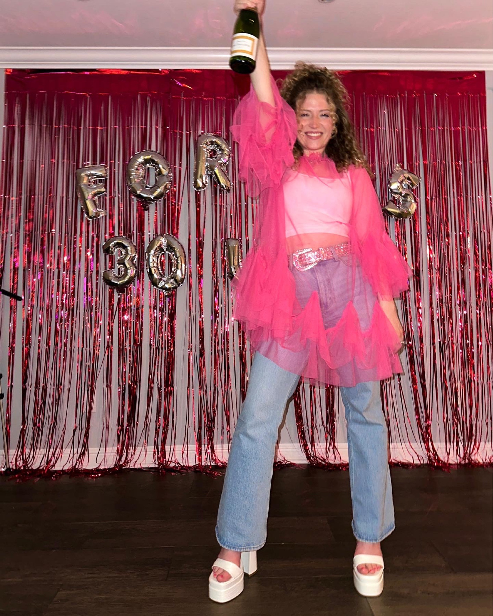 Pink girly pop outfit