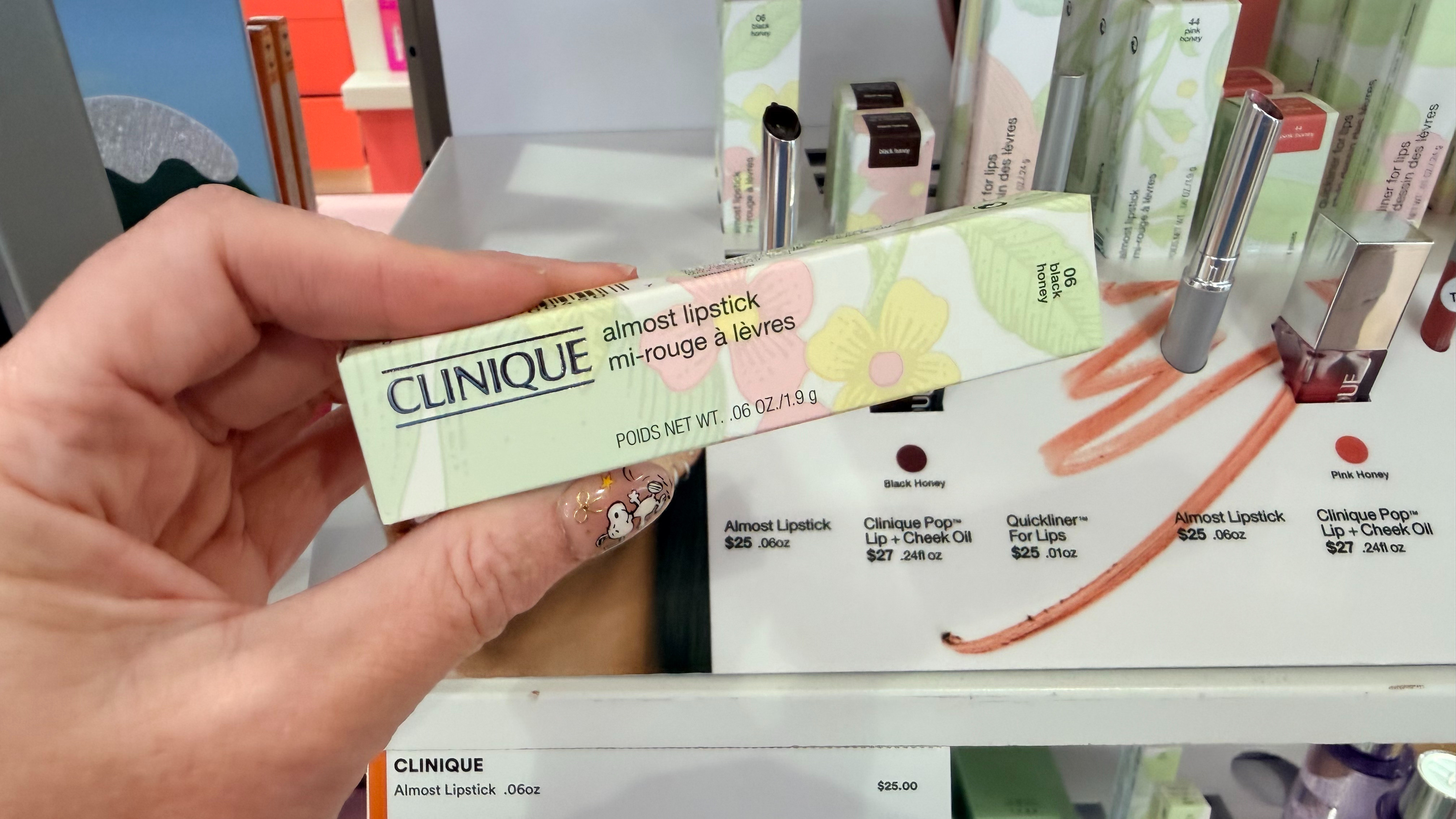 #ad Ulta Beauty’s 21 Days of Beauty Fall Beauty Days Event is live and it’s the BEST time to shop your beauty faves!

You’ll score 50% off daily deals and weekly offers from 8/28 - 9/17! Plus, if you’re an Ulta Beauty Rewards Diamond or Platinum member, you’ll get early access to 35+ deals on 8/27!

Hip Sidekick Stefanie picked some of her favorites from this week’s sale. Don’t miss these deals 👇

50% off Clinique Black Honey Almost Lipstick on 8/28
50% off DIBS GlowTour Duo Shimmering Blush + Contour Stick on 8/28
50% off Amika The Wizard Detangling Primer on 8/30
50% off Peach and Lily Glass Skin Ginseng Collagen Mask 8/28 - 9/3

Shop Ulta Beauty’s Fall Beauty Event now! #ulta #ultabeauty @ultabeauty 

 #LTKSaleAlert #LTKBeauty