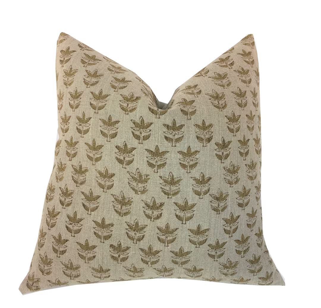 Kama Floral Block Print Pillow Cover  Caramel on Natural - Etsy Canada | Etsy (CAD)