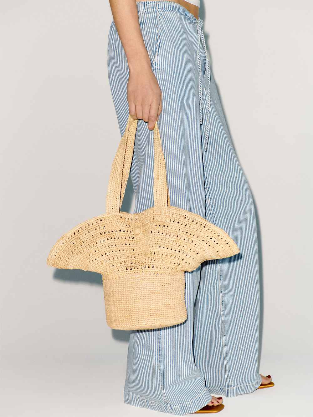 Sonia Hat Bag | Reformation (Global)