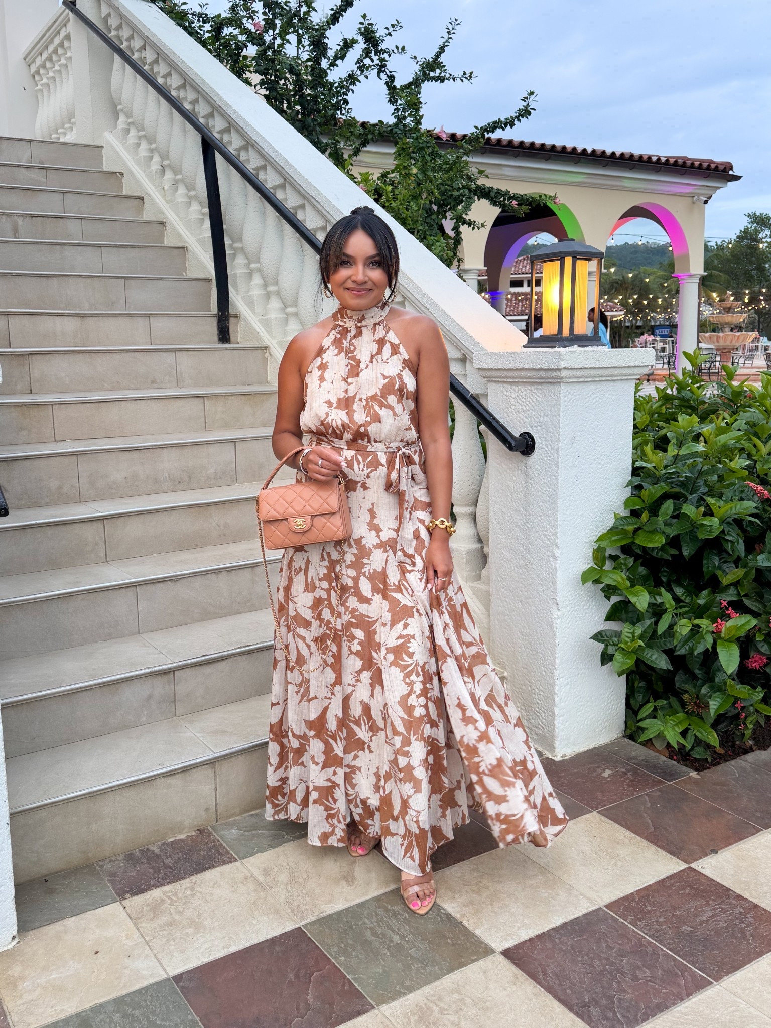 
Tan shimmer floral dress size 0 TTS - prefer this dress with a low to medium heel. A little long on me with flats
Clear heels size 5 TTS


#LTKSaleAlert #LTKPetite #LTKStyleTip