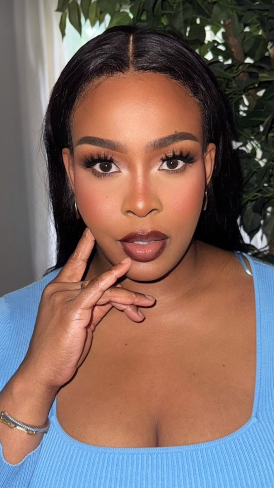 For an  every day, effort, glass , make up look, 
Makeup for work, 
Sephora, friends and family sale 

#LTKStyleTip #LTKBeauty