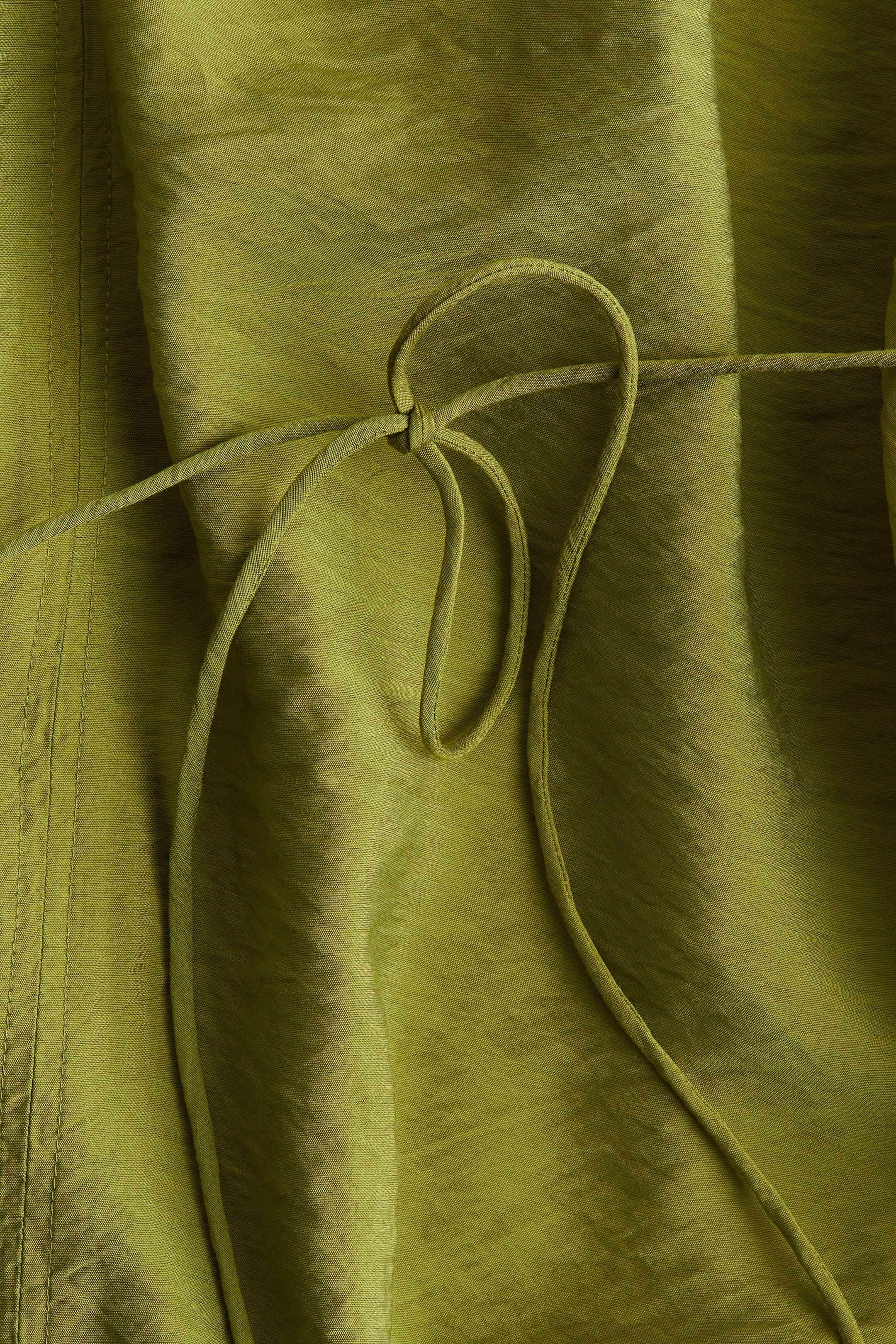 Voluminous tie-belt dress | H&M (US + CA)