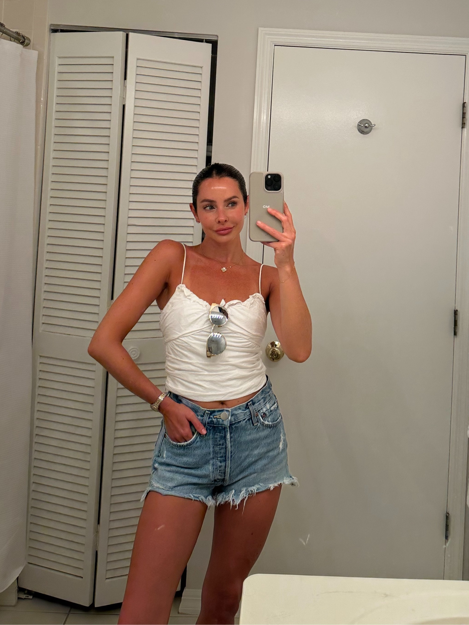 Go-to summer look: these jean shorts are the best fitting ones I’ve found, run true to size, I have them in a size 23 but would size up to a 24 for a slightly looser fit 

#LTKSeasonal #LTKStyleTip #LTKU
