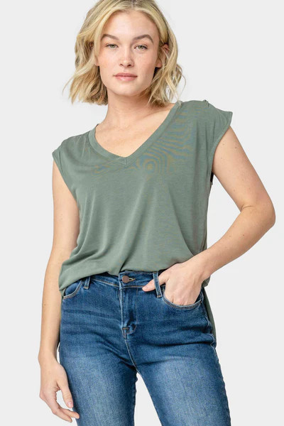 The Favorite Luxe Essentials V-Neck Tee | Gibson