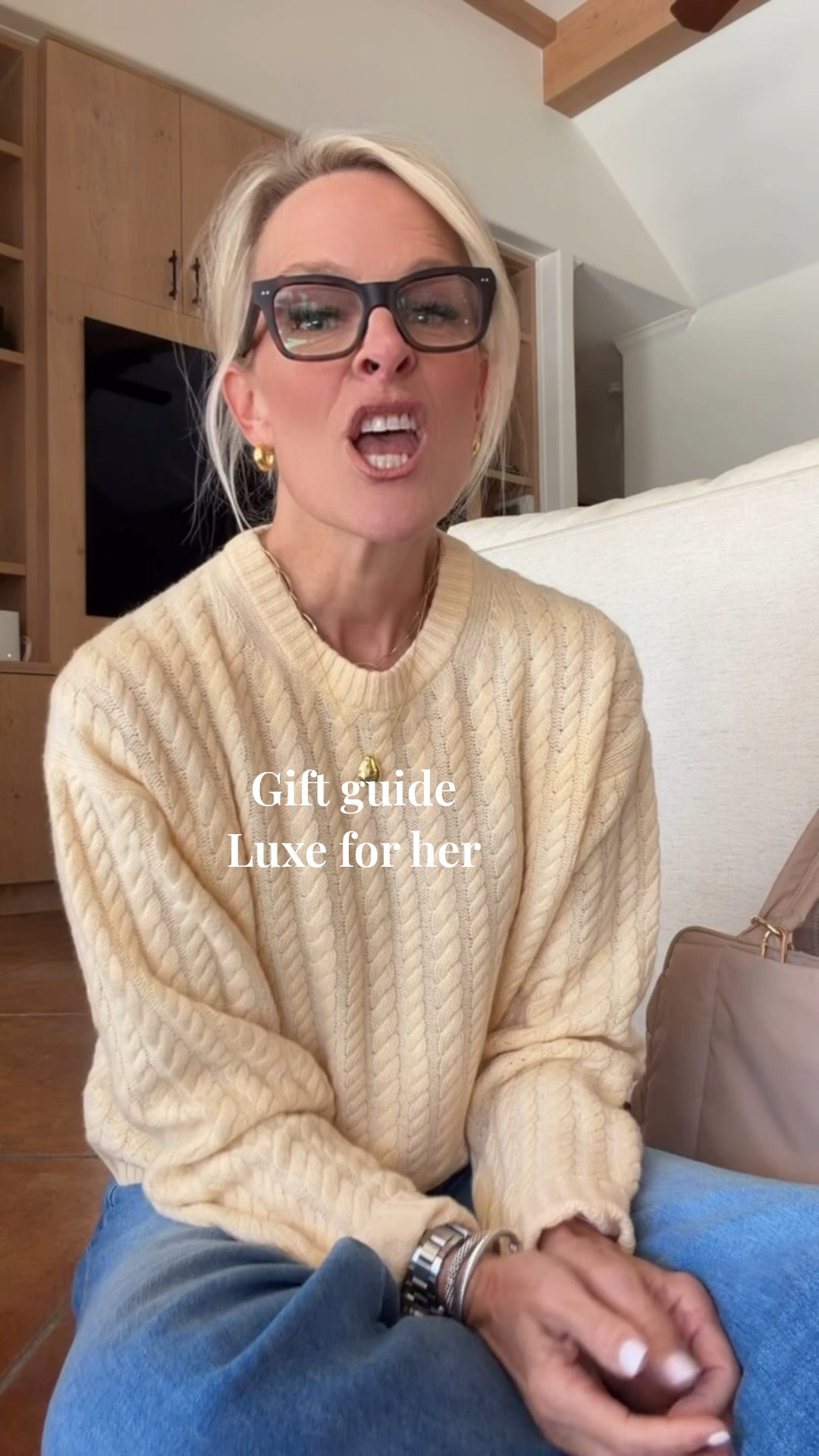 Gift guide for her 
Luxe  category 

Lola code CINDYSWAN

#LTKGiftGuide #LTKCyberWeek #LTKOver40