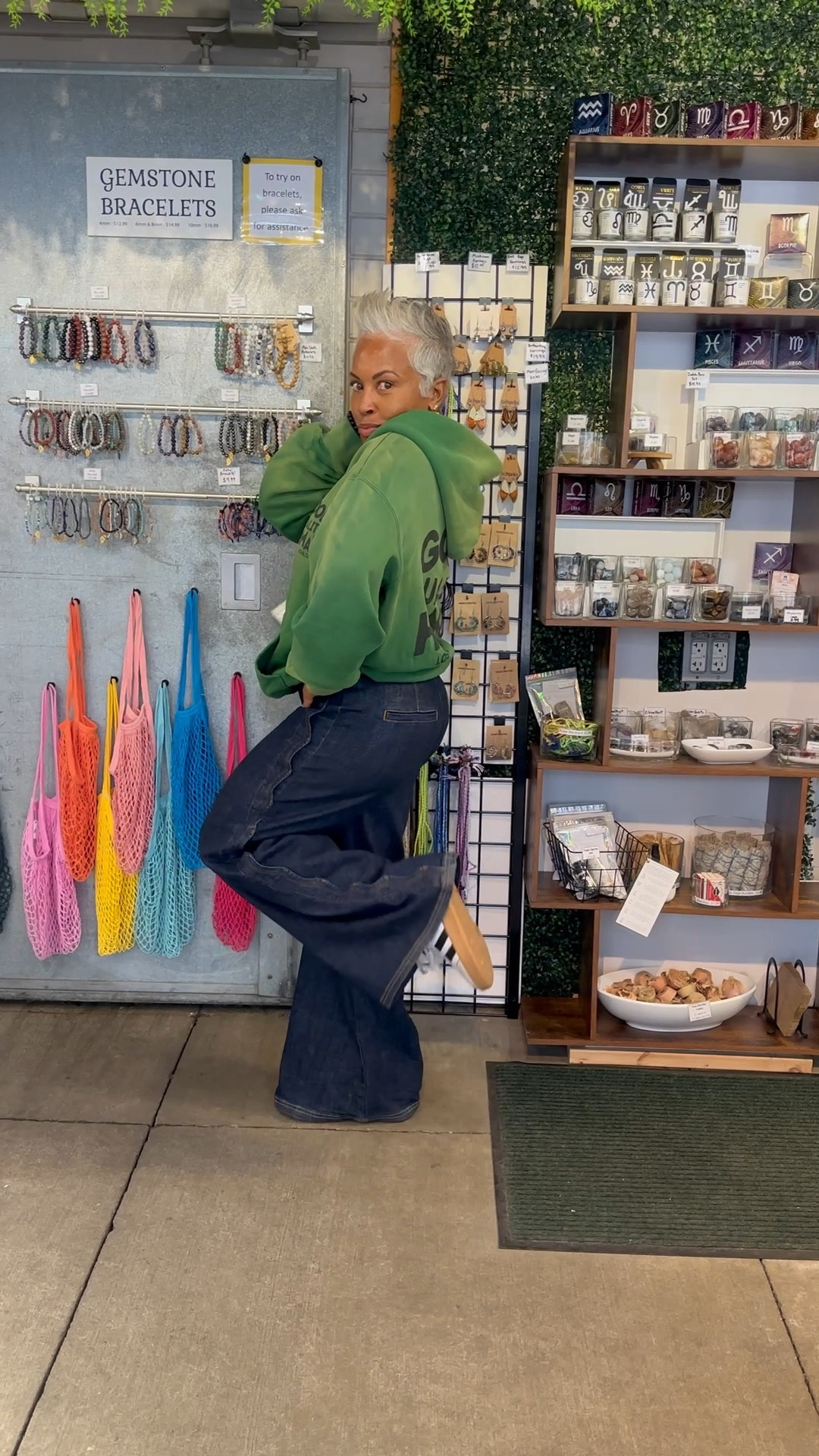 Had to show y’all my lil jeans!

5’2 | 155 lbs | wearing size 27 | regular inseam 

Outfit of the day | fashion over 50 | Anthropologie 

#LTKootd #LTKOver40 #LTKSaleAlert