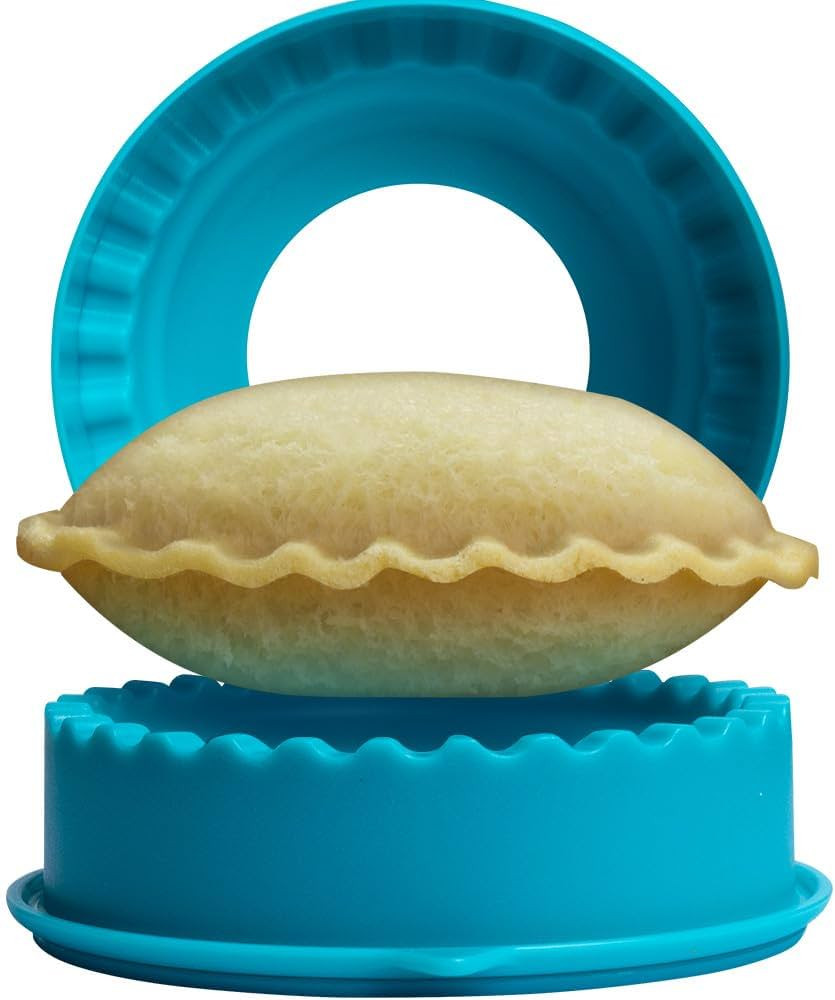 Sandwich Cutter and Sealer (Circle) - Crustless Sandwich Maker - Great for Lunchbox and Bento Box... | Amazon (US)