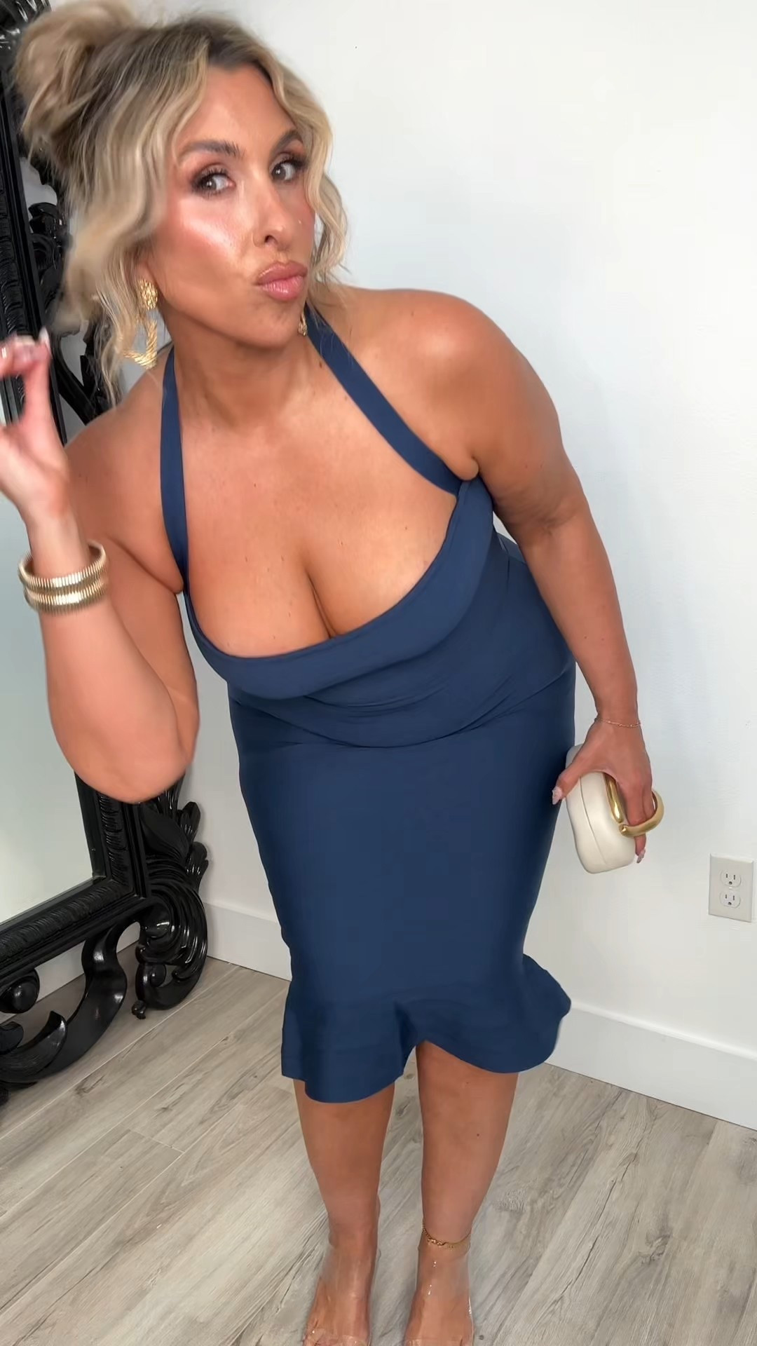 midsize wedding guest dress; special event dress


Navy bandage dress XL (stretchy TTS)

linked my fav strapless bra for busty
glowy skin combo: 

skims shaper L

Dezi glossy skin and sol de janiero bronzer 



#LTKShoeCrush #LTKMidsize #LTKParties

#LTKMidsize #LTKWedding #LTKStyleTip

#LTKMidsize #LTKFindsUnder100 #LTKStyleTip
