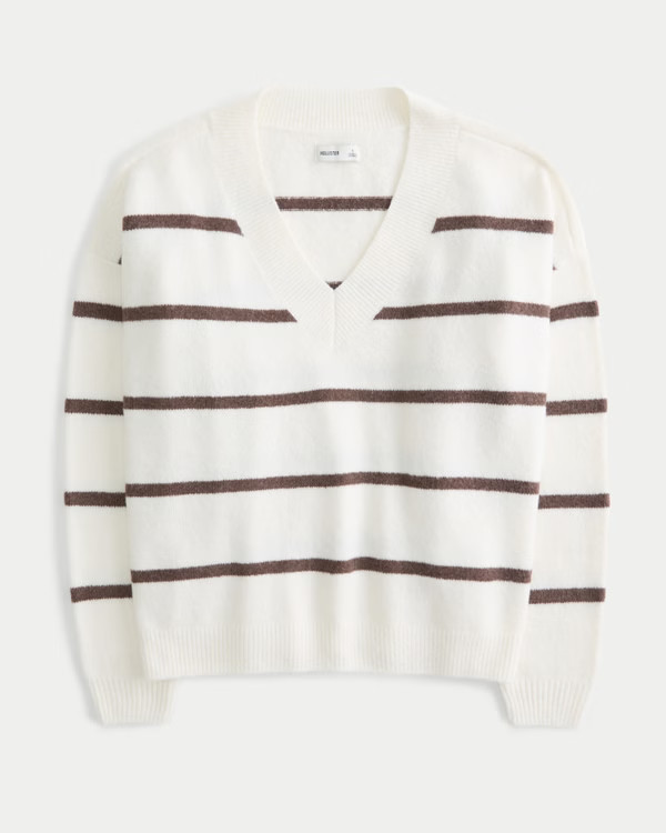 Women's Oversized V-Neck Sweater | Women's Tops | HollisterCo.com | Hollister (US)