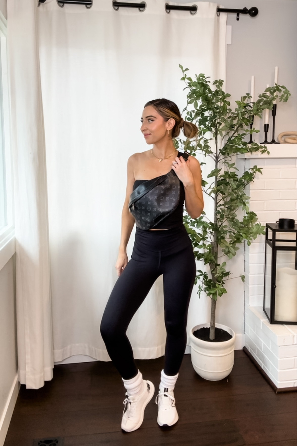 An all black workout fit you’ll feel confident in! Up to 40% off! 🖤🏋🏻‍♀️

#LTKfindsunder100 #LTKfitness #LTKsalealert