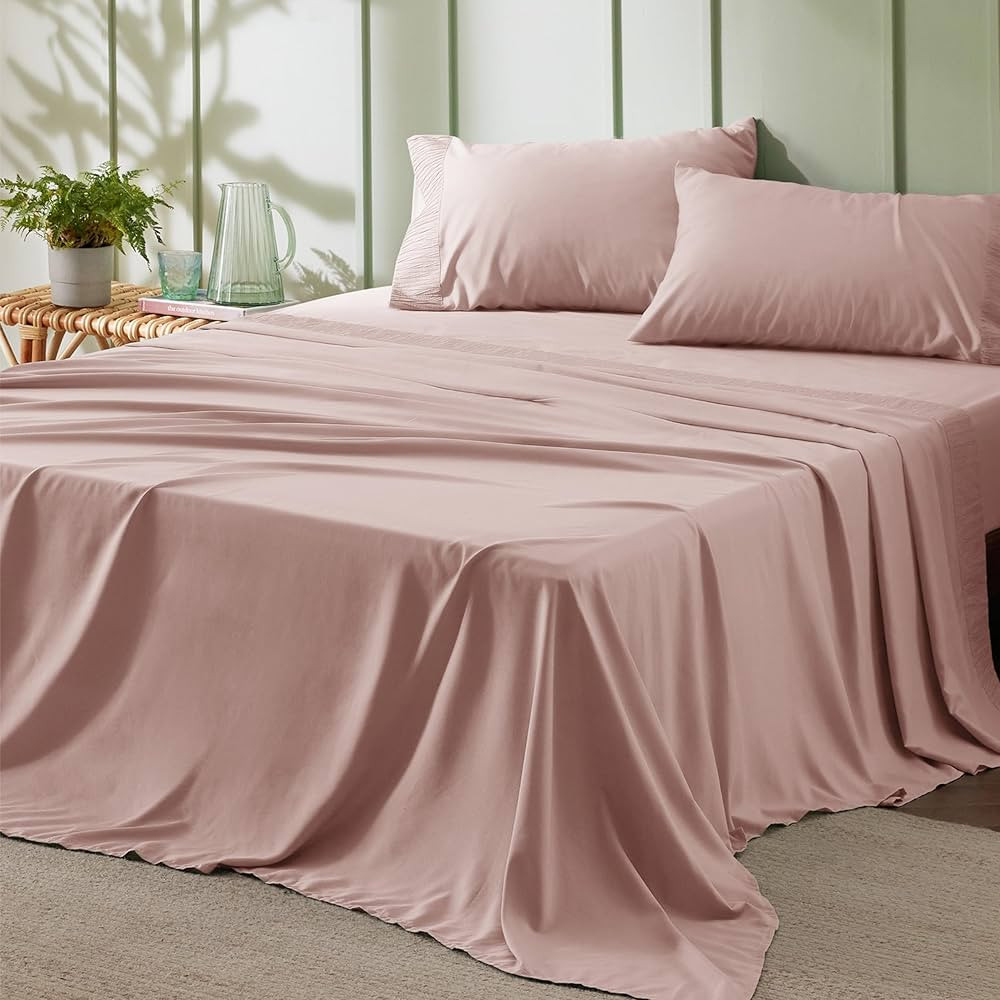 Bedsure Queen Sheet Set - 4 Pieces Soft Queen Size Sheets - Breathable & Cooling - Hotel Luxury -... | Amazon (US)