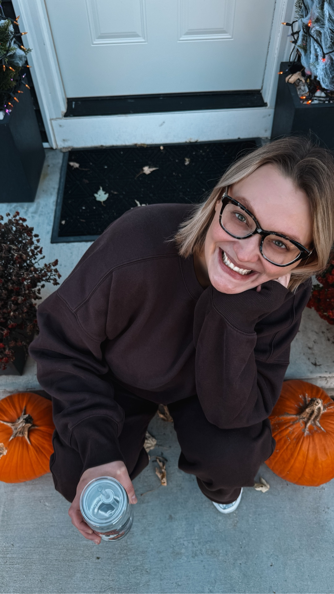 Two week postpartum ootd 🤍

Sizing:
Top-XL
Pants-L (reg length)

#LTKgrwm #LTKootd #LTKmomlife