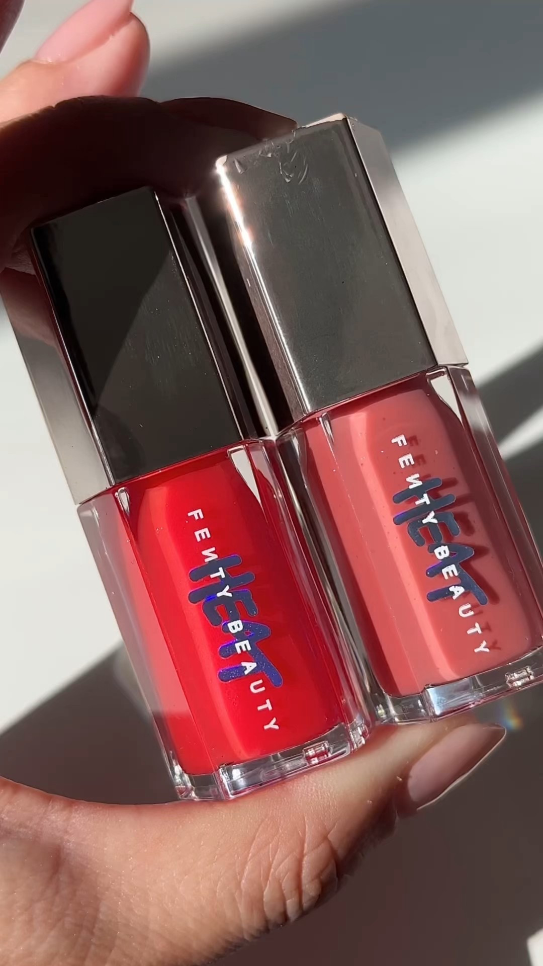 The Fenty gloss bomb everyone loves but with a plumping twist. A bit spicy but lovely on the lips #fentybeauty 

#LTKBeauty