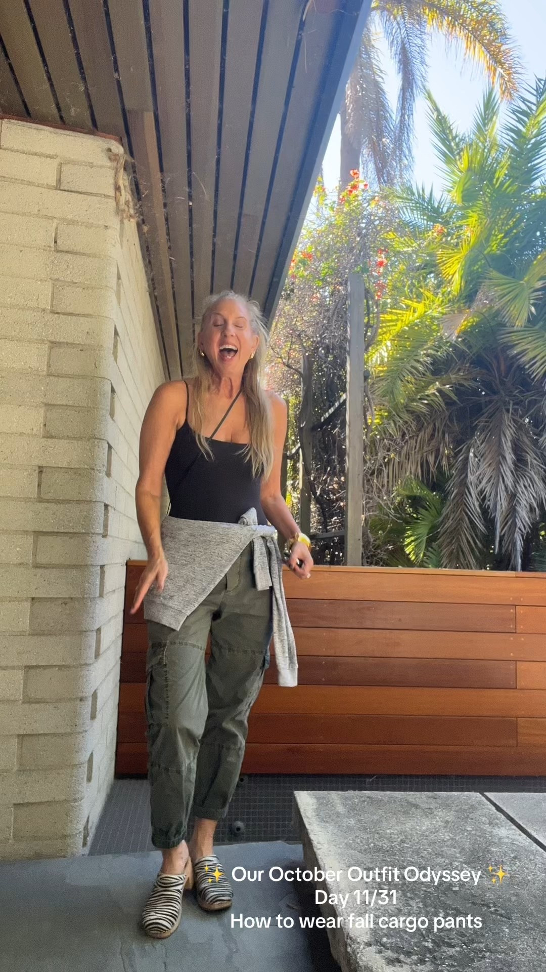 Day 11 of 31 - weekend cargo pantss

#LTKSeasonal #LTKStyleTip