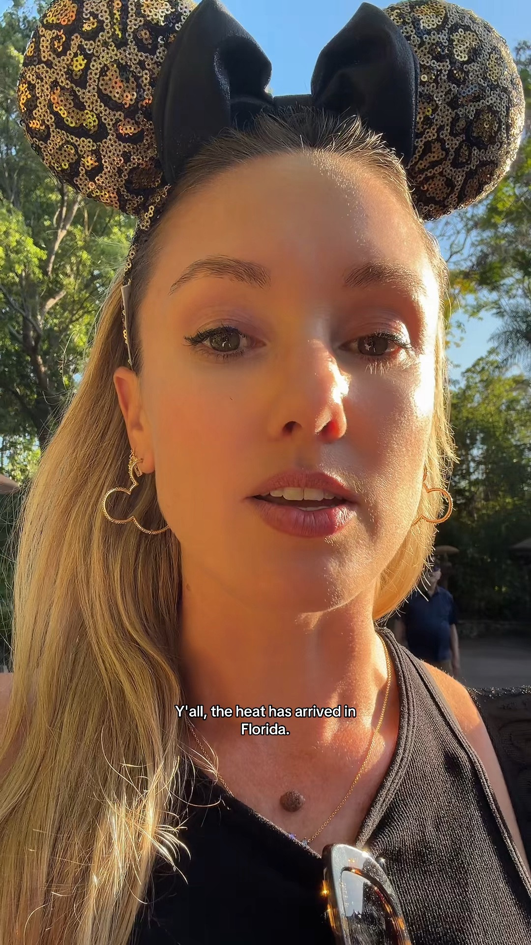 This fan. She’s been a hit for everyone this entire trip. Cool air, 5 speeds and so powerful, and the battery life is insane. So amazing for the parks 👏

#LTKdayinmylife #LTKTravel #LTKSeasonal