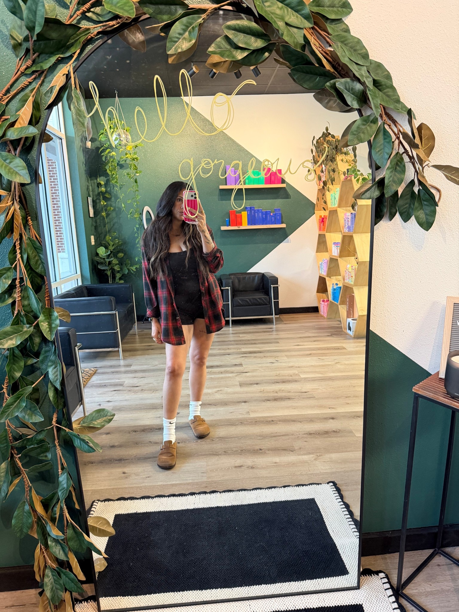 Today’s salon OOTD 

#LTKootd #LTKMidsize #LTKSeasonal