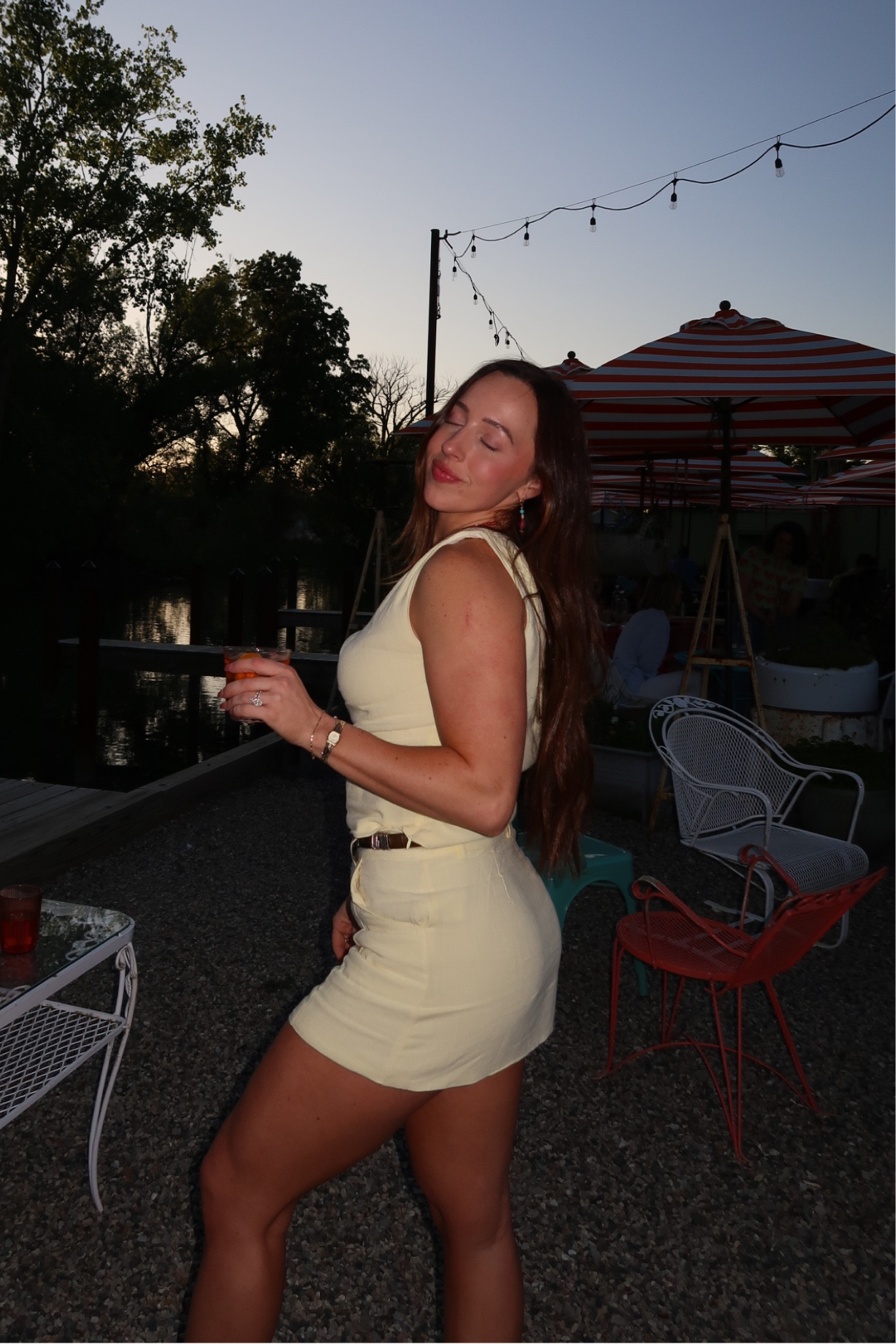 Butter yellow 🧈 
Love sets like this because this skirt would look so cute with a white tank and this top would also look cool cute with denim!

Comes in other colors