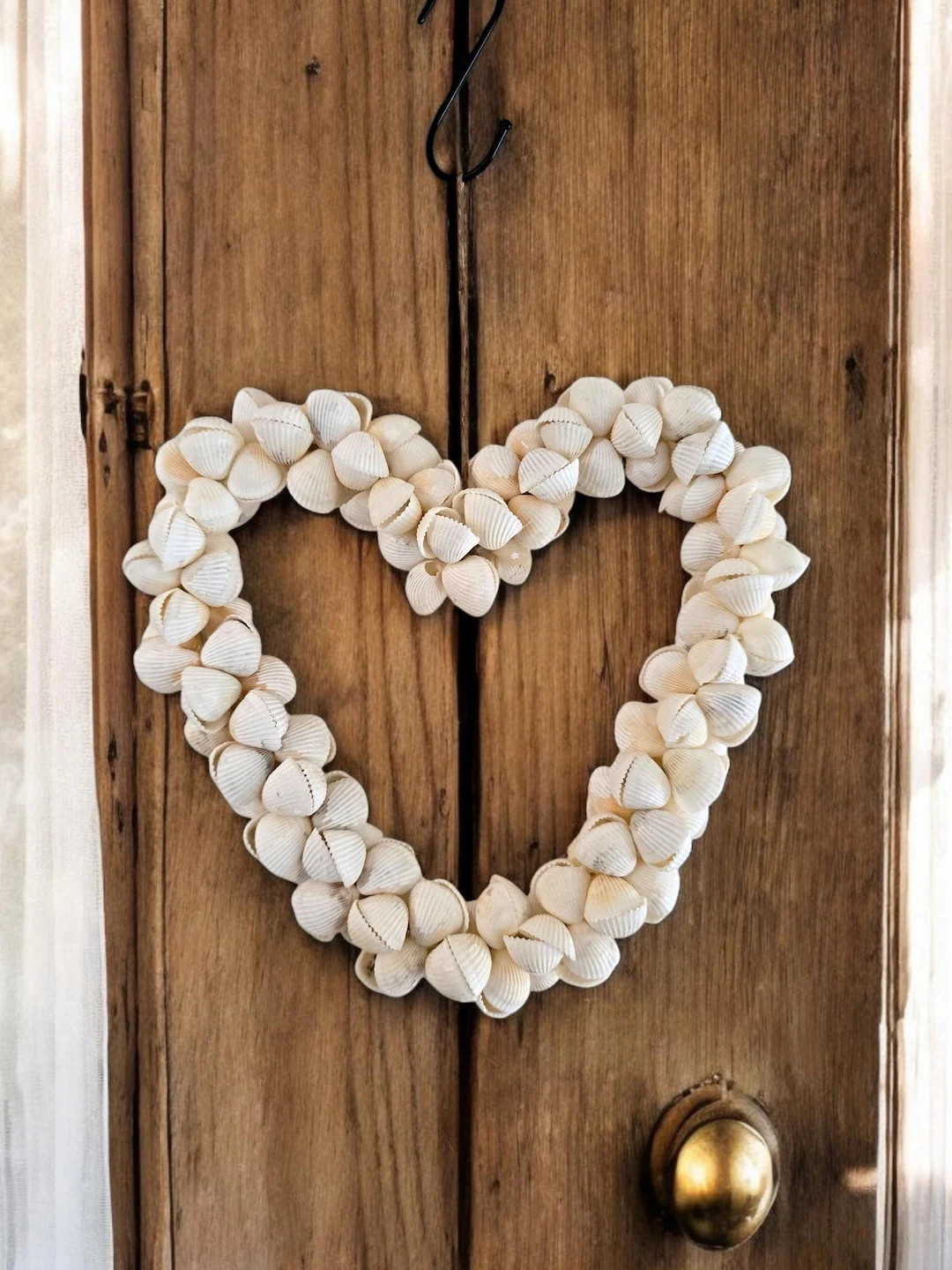 COCKLE Shell HEART WREATH - 25 cm/30 cm | Coastal Decor, Beach Wedding Decoration, Nautical Gift,... | Etsy (US)
