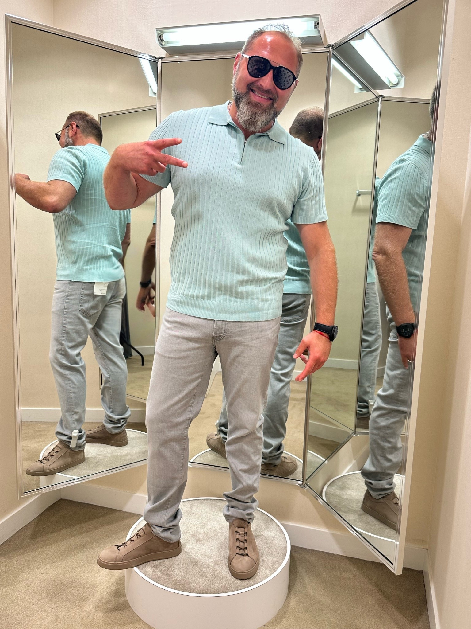 AG gray jeans + turquoise Coofandy polo = early fall perfection 🍂👌
Crisp, clean, and effortless—perfect for date nights or weekend strolls.

#AGJeans #Coofandy #MensStyle #MensFallFashion #MensWardrobe #FallStyleInspo #OOTDMen #CasualChic #MensWearDaily #LTKMens #LTKStyle

#LTKStyleTip #LTKMens #LTKSaleAlert