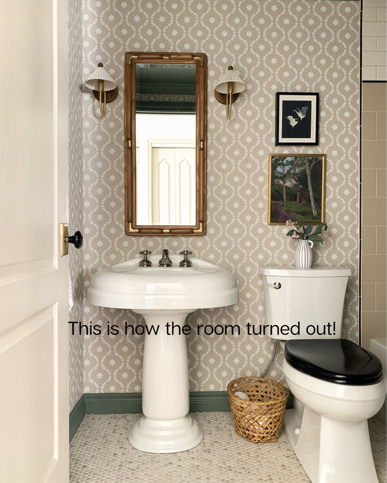 Bathroom sources 

Faucet, wallpaper, bathroom accessories, sconces 

#LTKHome