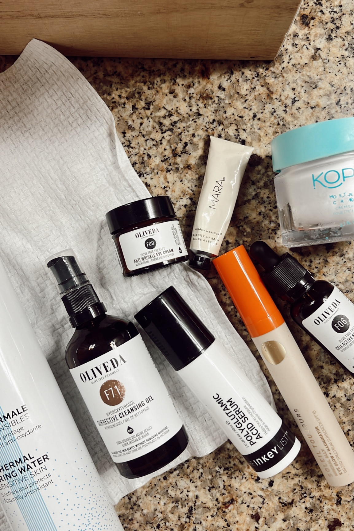Morning skincare products

#antiaging #matureskin #skincare #morningskincare

#LTKbeauty #LTKfindsunder100 #LTKbump