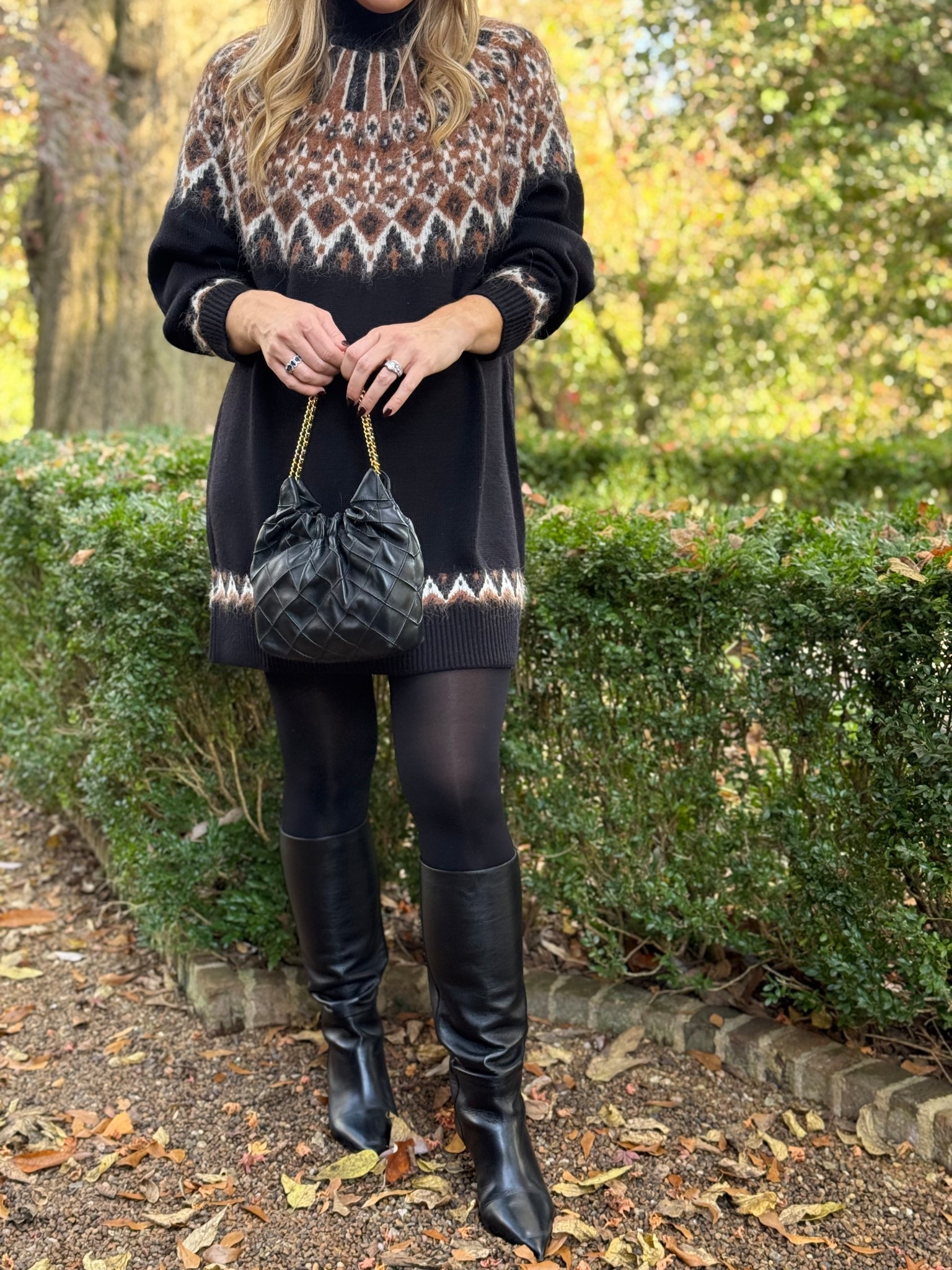 Any great holiday outfit should start with a comfortable base, and that’s exactly what this dress is! It will take you from Thanksgiving through New Year’s - and everything between! Use code GIFTSGSF at checkout now through November 23rd and get up to $500 off! @Saks #Saks #SaksPartner